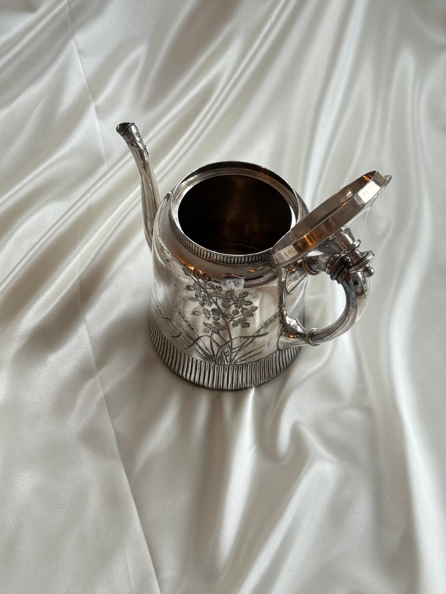 Vintage silver plated teapot