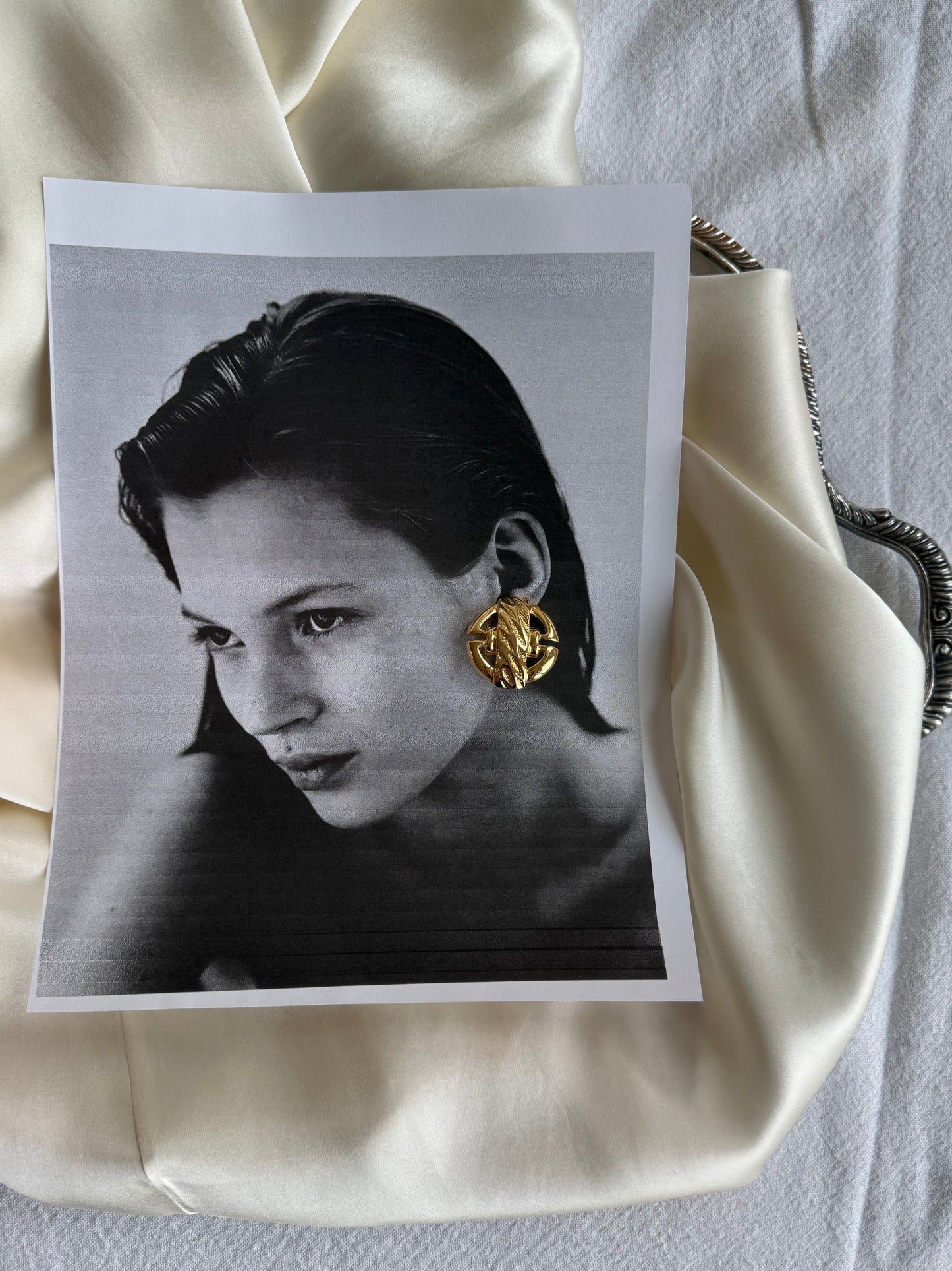 Vintage Sculptural Gold-Tone Clip-On Earrings