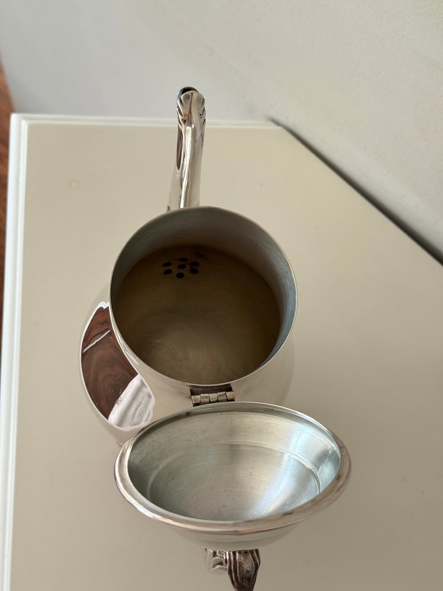 Vintage Silver Plate Tea / Coffee Pot