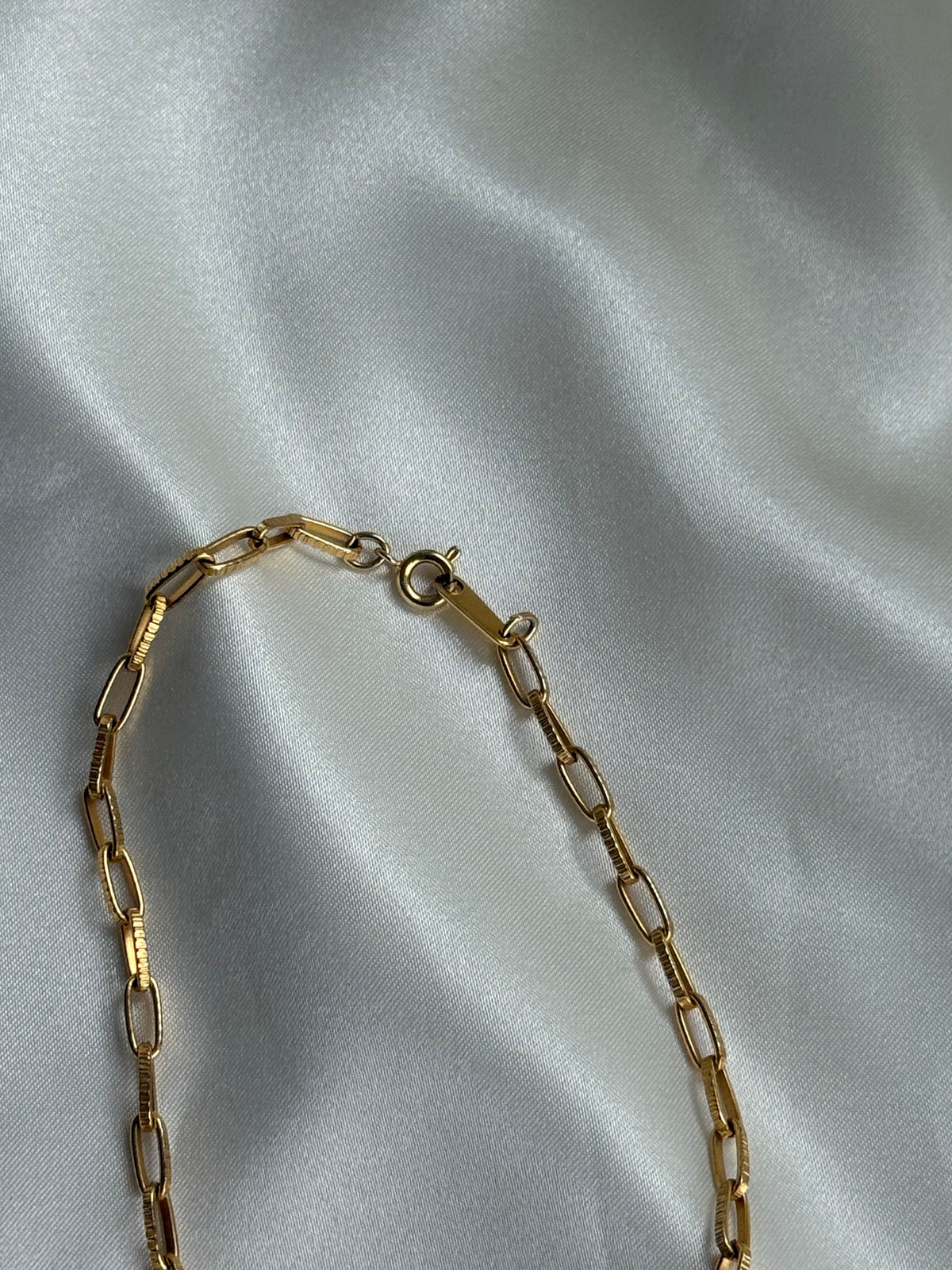 Vintage Gold-Tone Sunburst Pendant Necklace | Sculptural Spiral Sun Statement Jewelry
