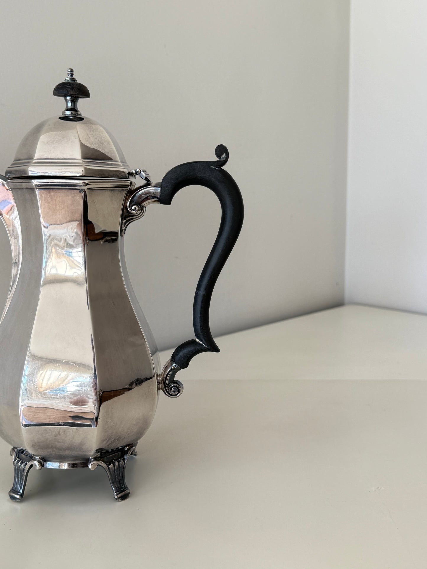 Vintage Silver-Plated Coffee/Tea Pot