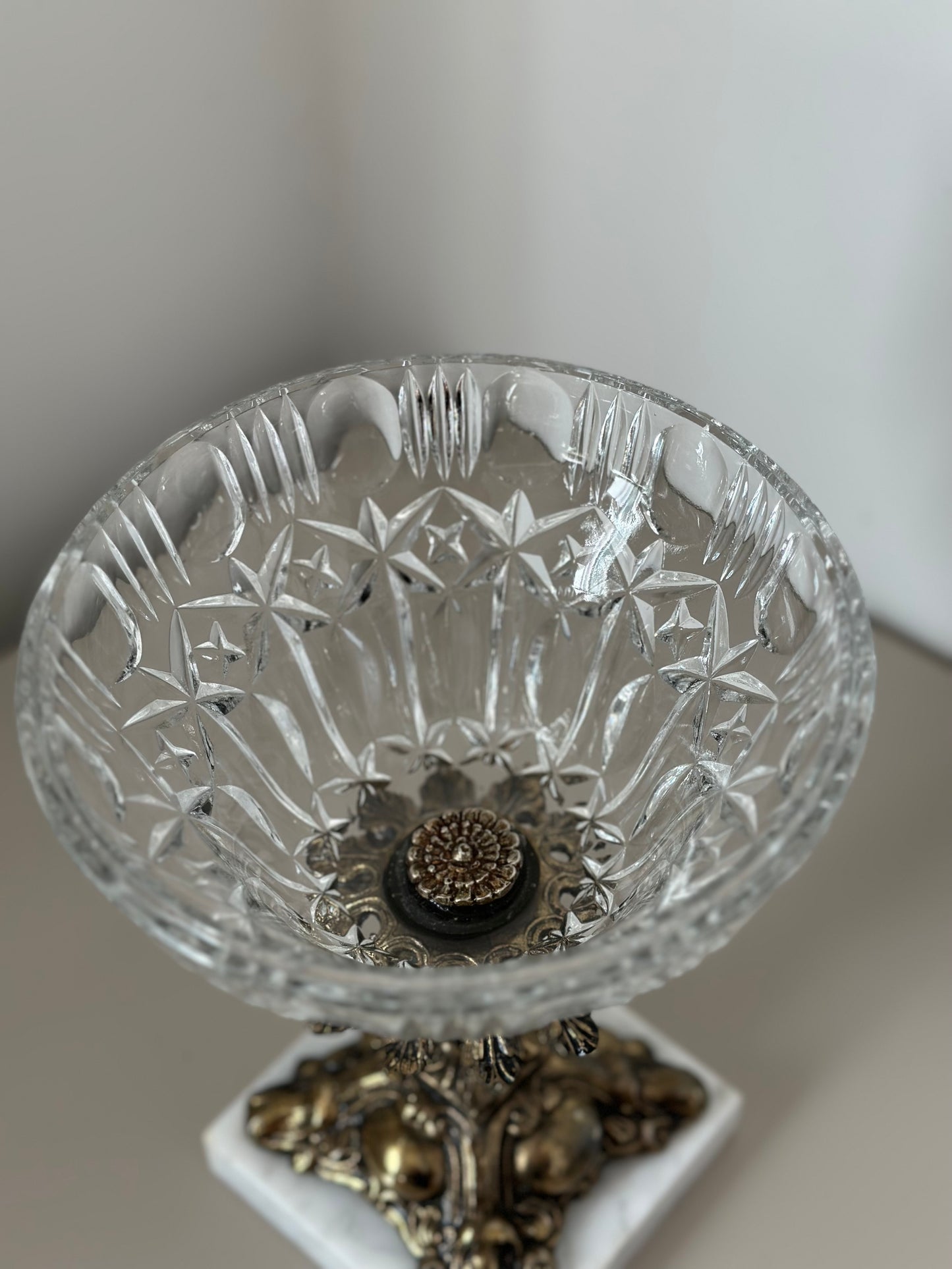 Pedestal crystal bowl