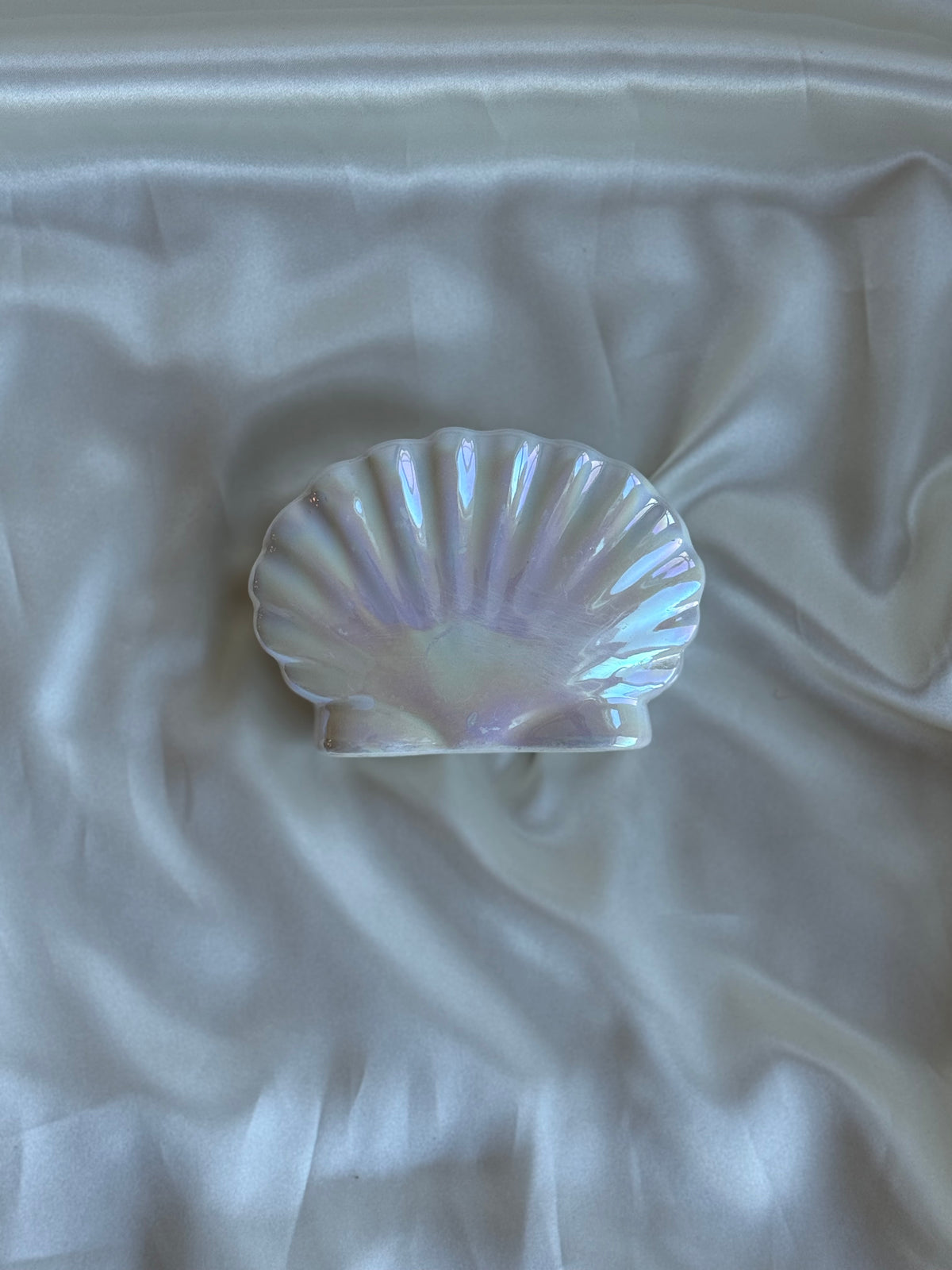 Vintage Iridescent Shell Place Card Holder
