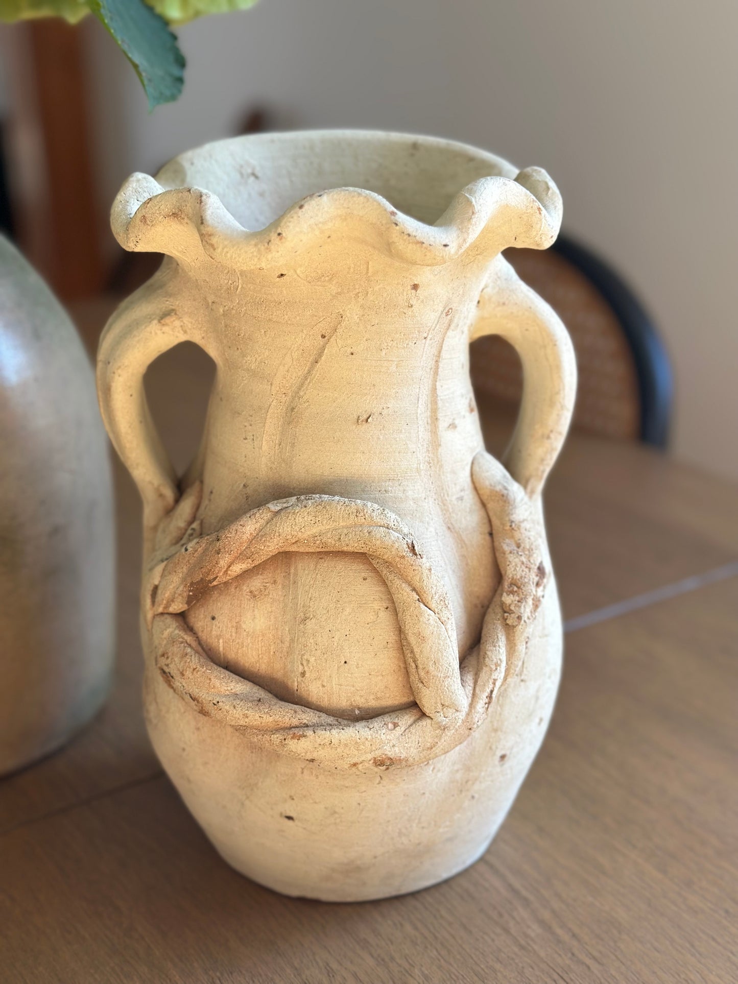 Clay hanging vase