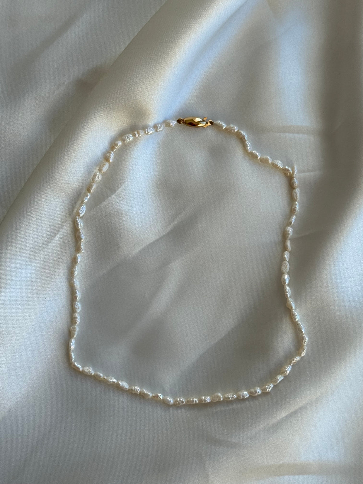 Vintage Freshwater Pearl Necklace, Bracelet & Stud Earrings Set