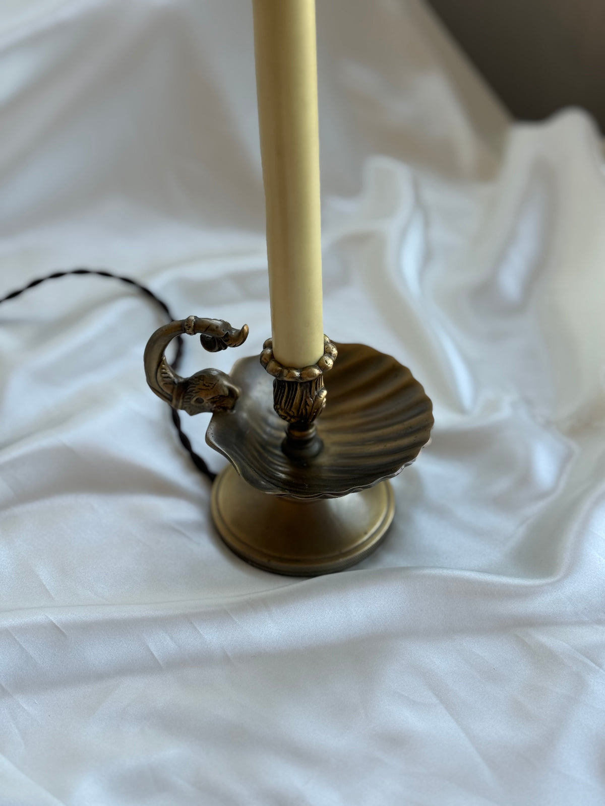 Vintage Brass Shell Table Lamp