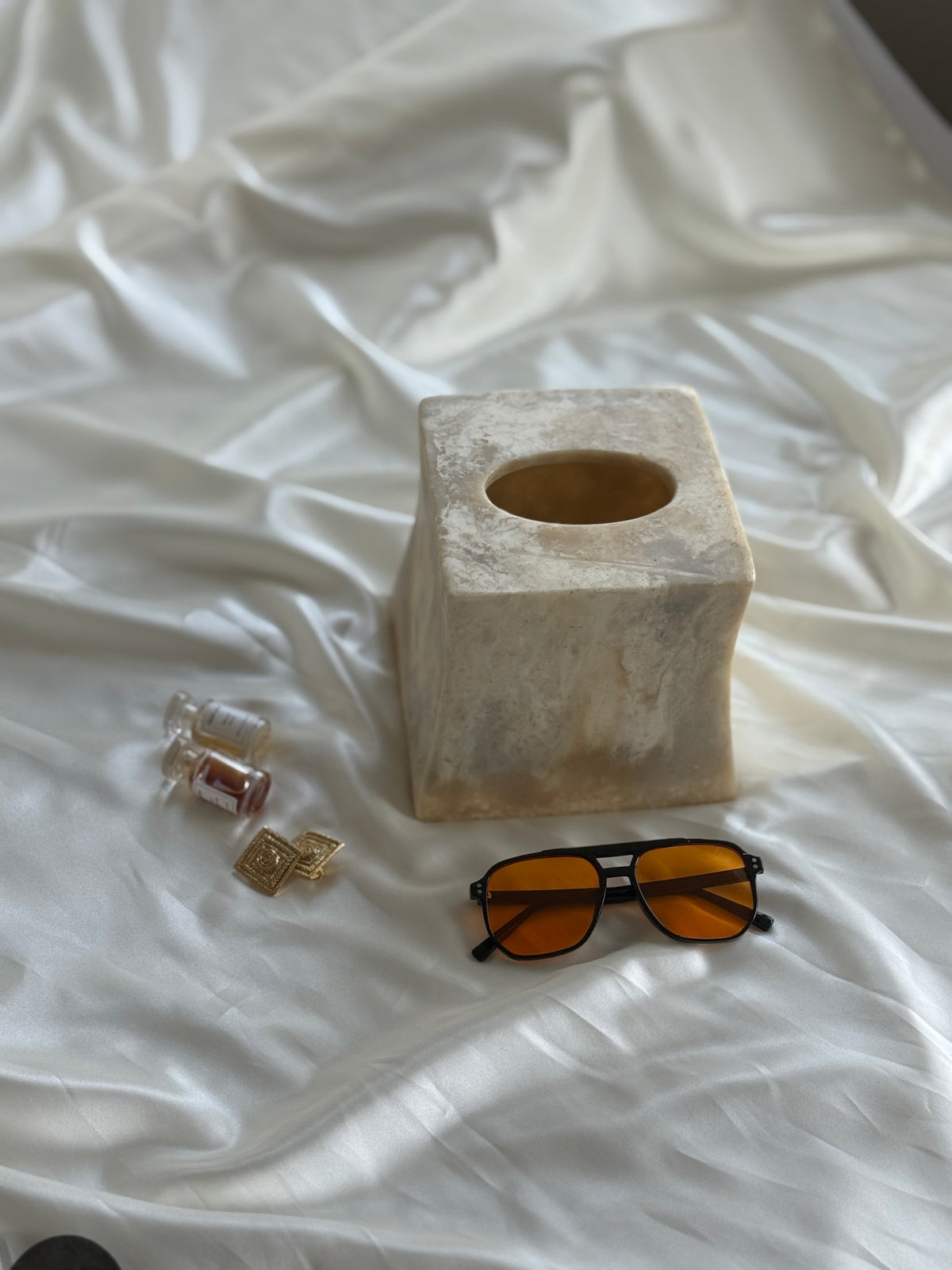 Vintage Faux Marble Tissue Box