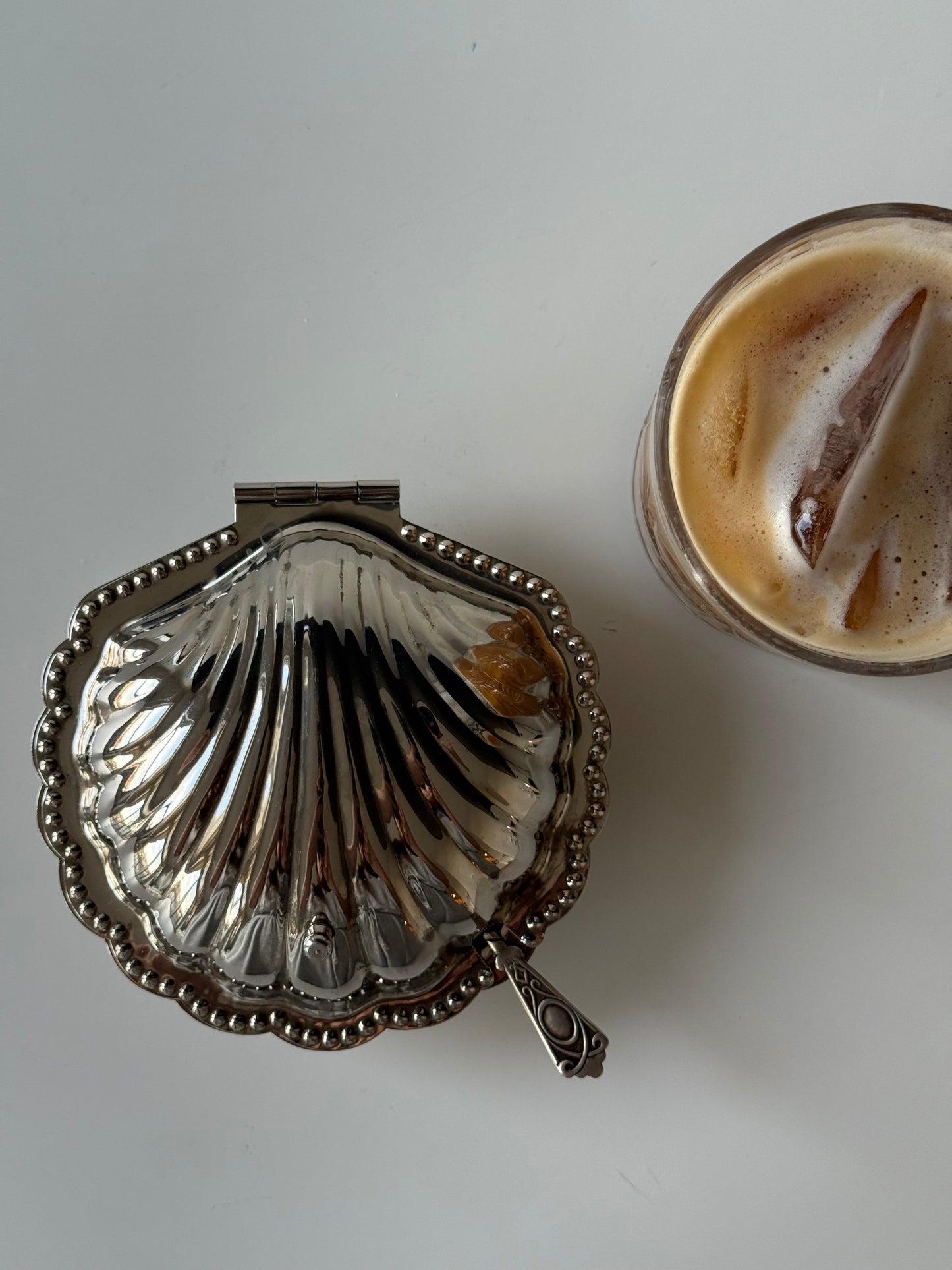 Vintage Shell-Shaped Sugar Dish