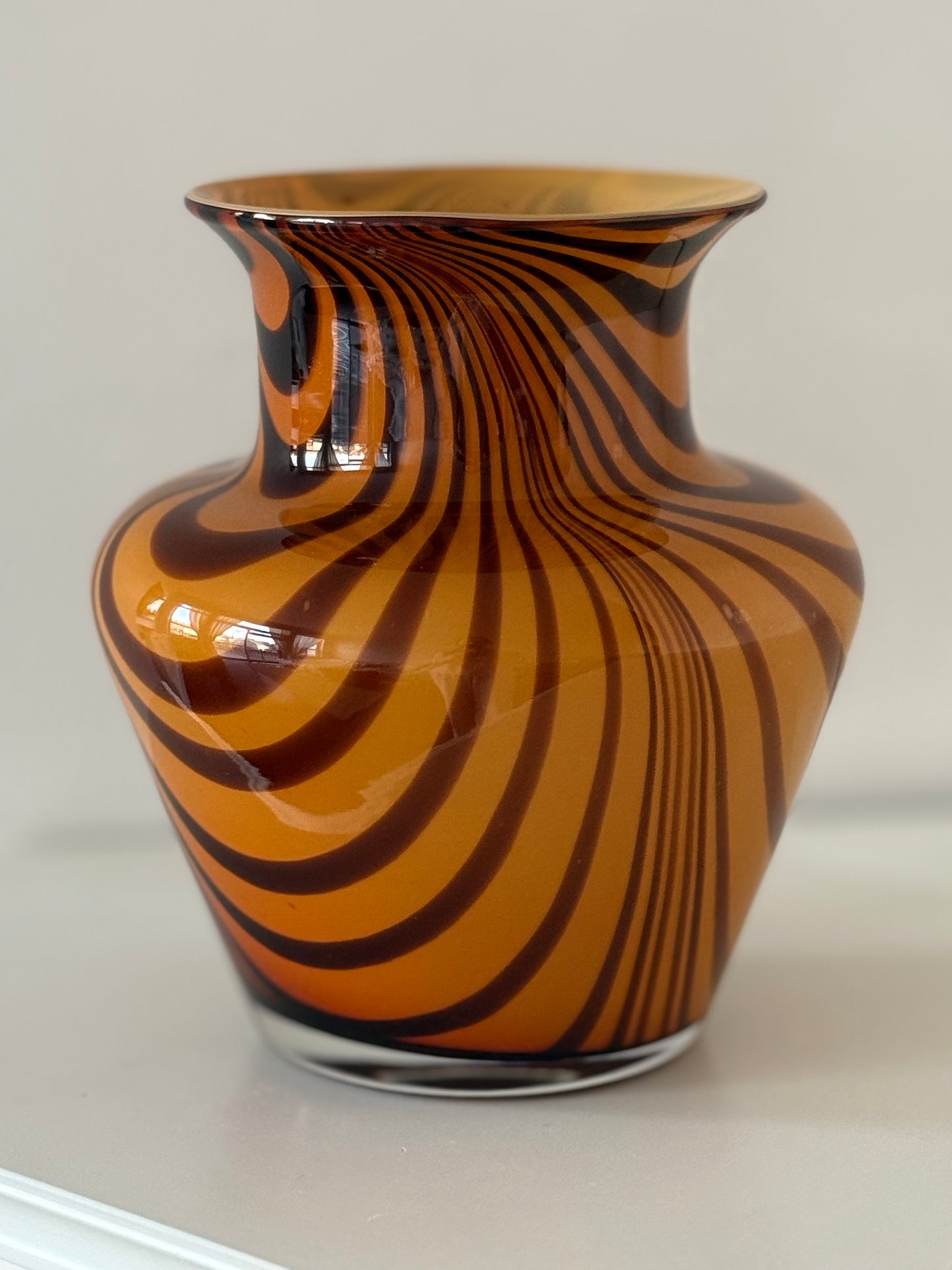 Vintage Art Glass Vase – Amber & Brown Swirl