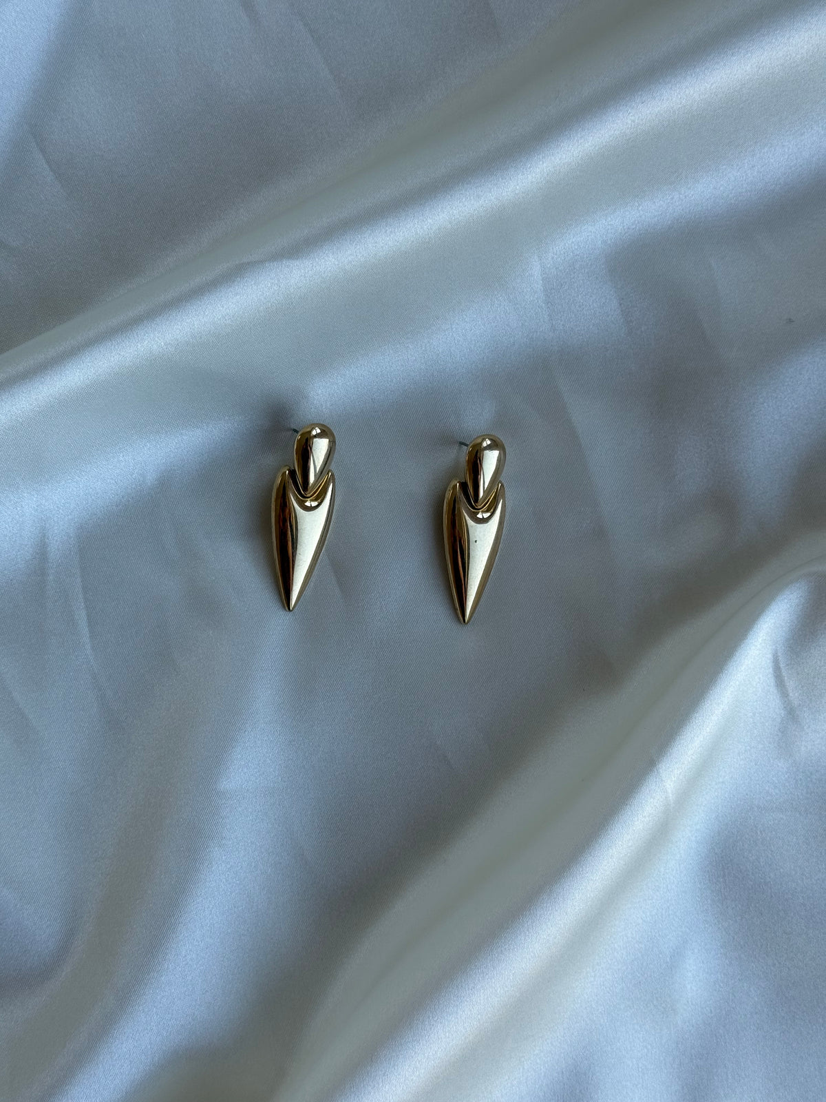 Vintage Gold-Tone Sculptural Drop Earrings