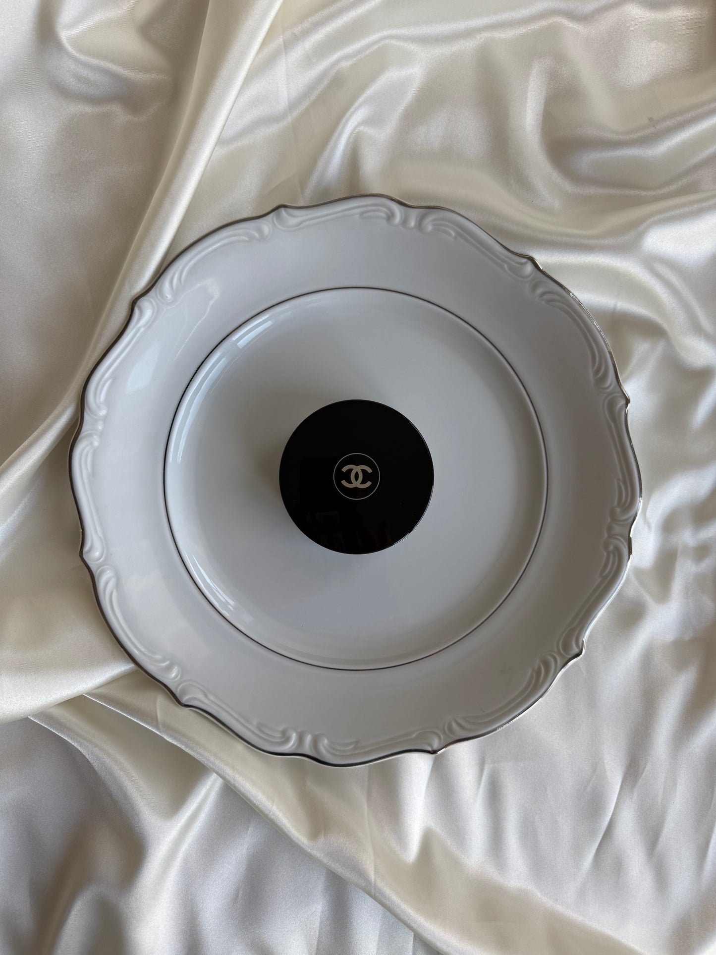 Vintage Wałbrzych Polish porcelain serving plate
