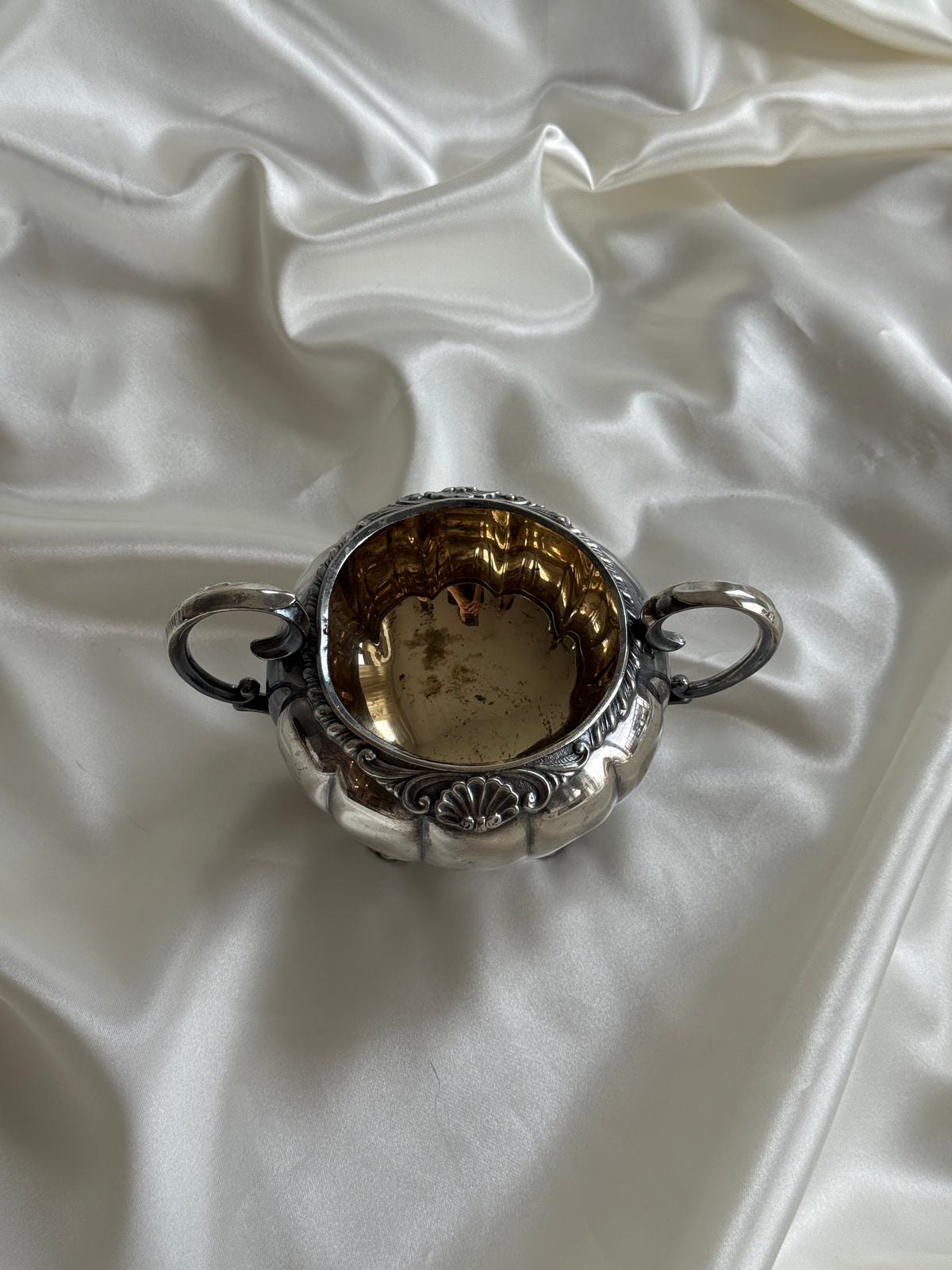 Vintage Leonard Silver Plated Footed Sugar Bowl – Ornate Double Handle Design