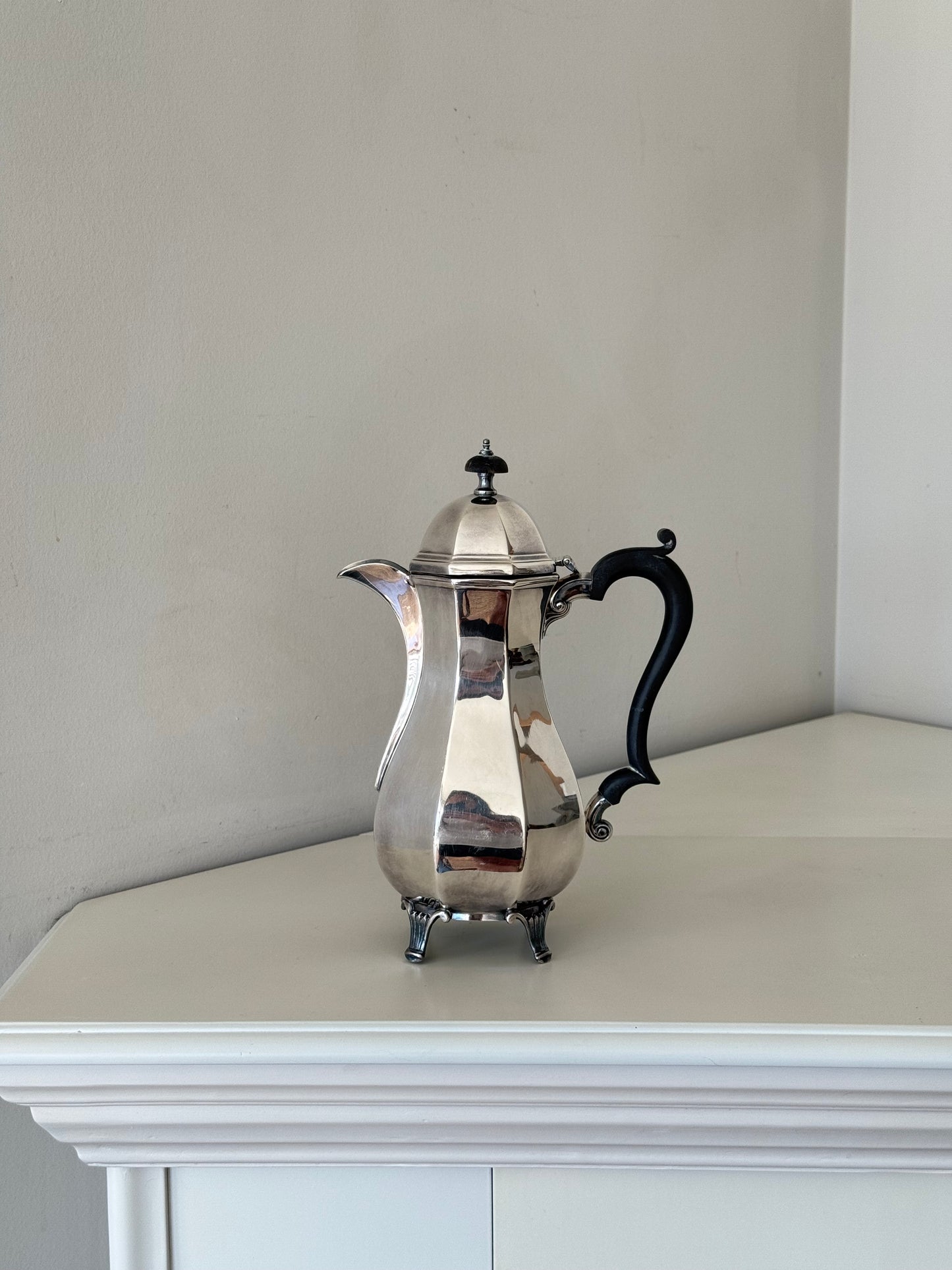 Vintage Silver-Plated Coffee/Tea Pot