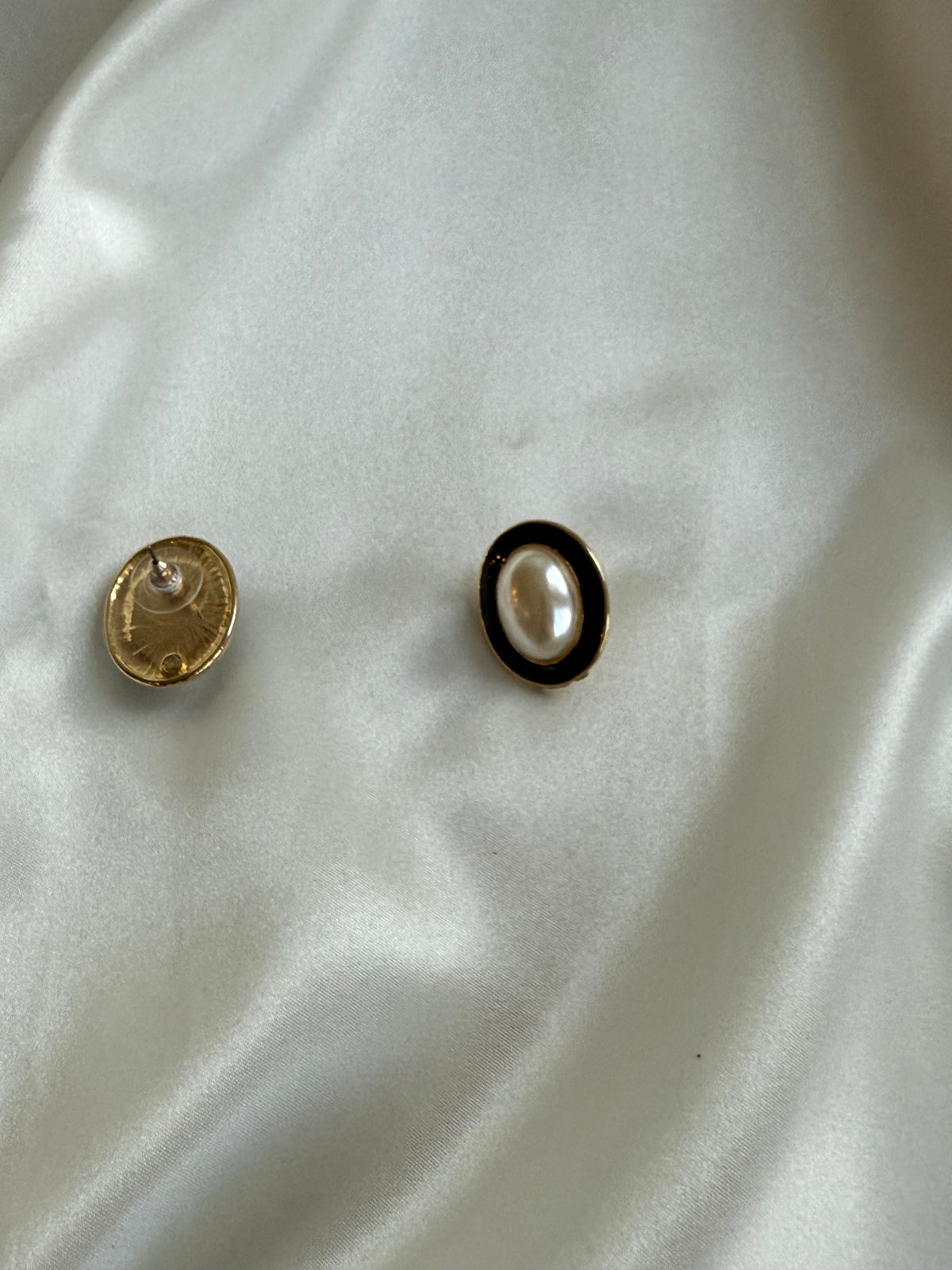 Vintage Faux Pearl & Black Enamel Oval Stud Earrings