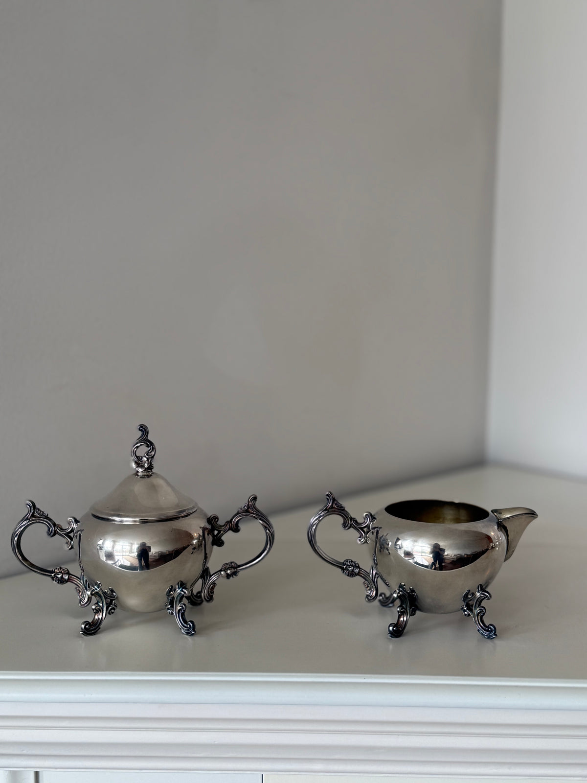 Vintage Silver Plated Footed Sugar Bowl & Creamer Set – Ornate Scroll Design