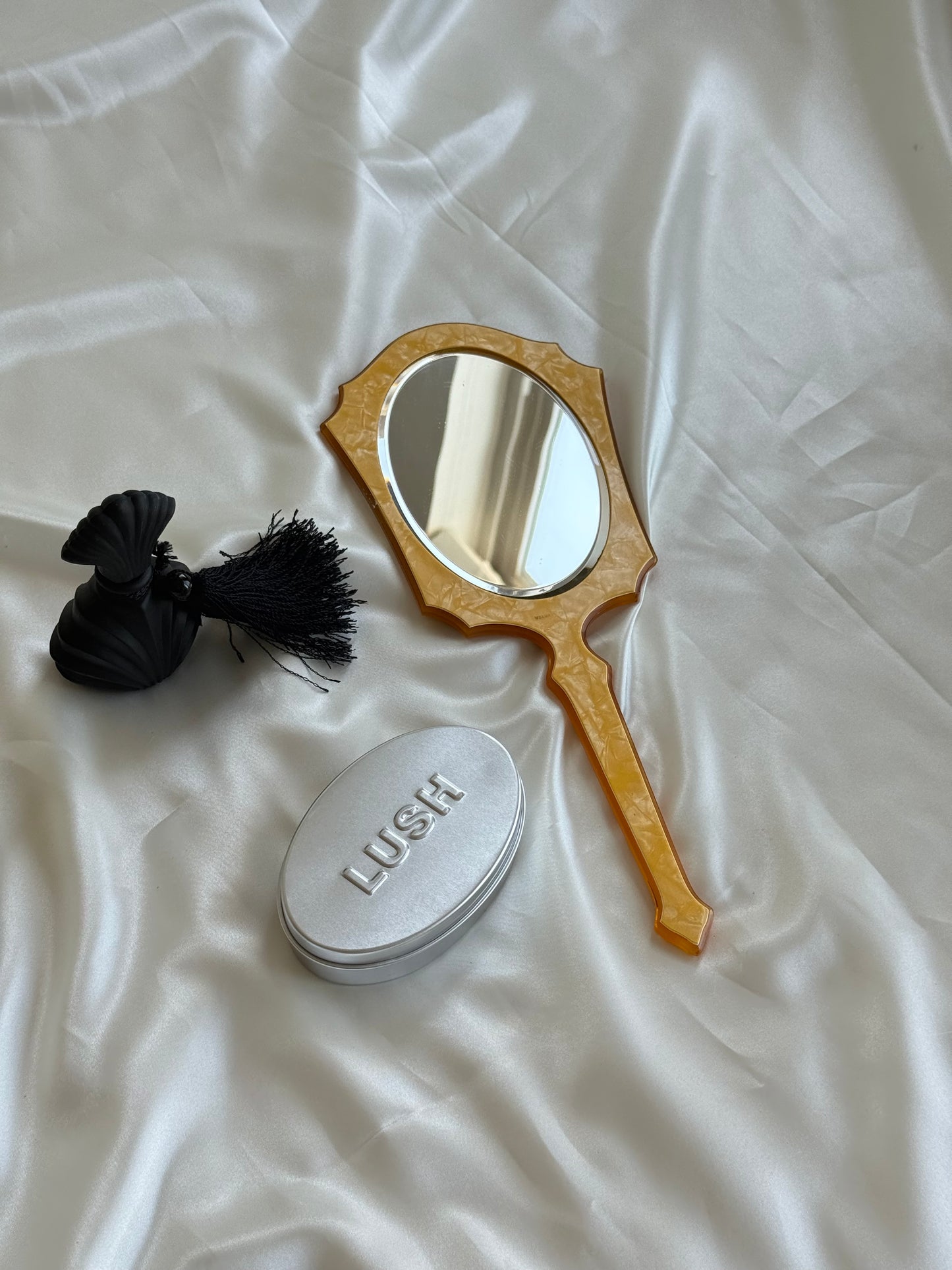Vintage Celluloid Hand Mirror – Pearlescent Butterscotch