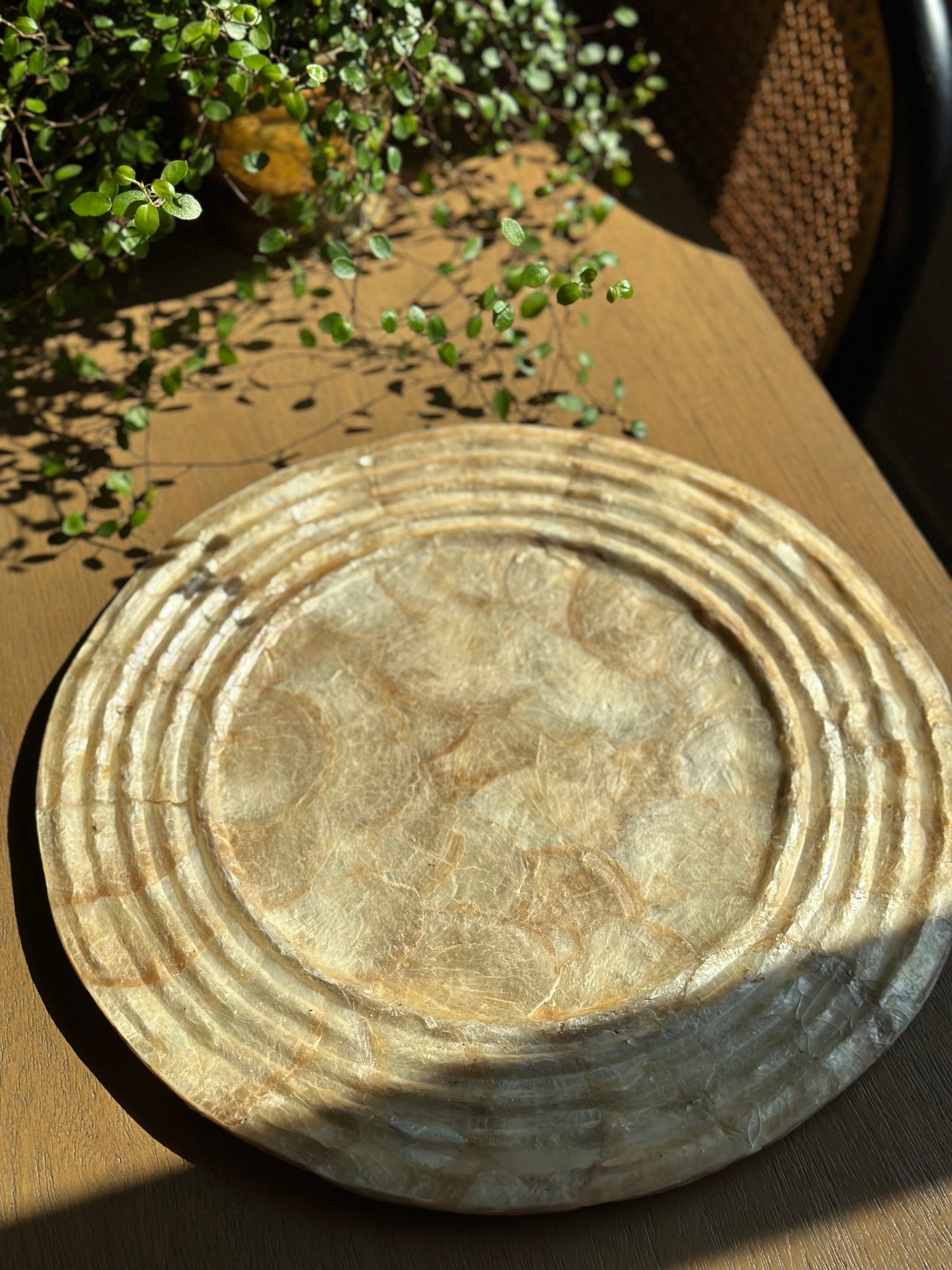 Capiz shell plate