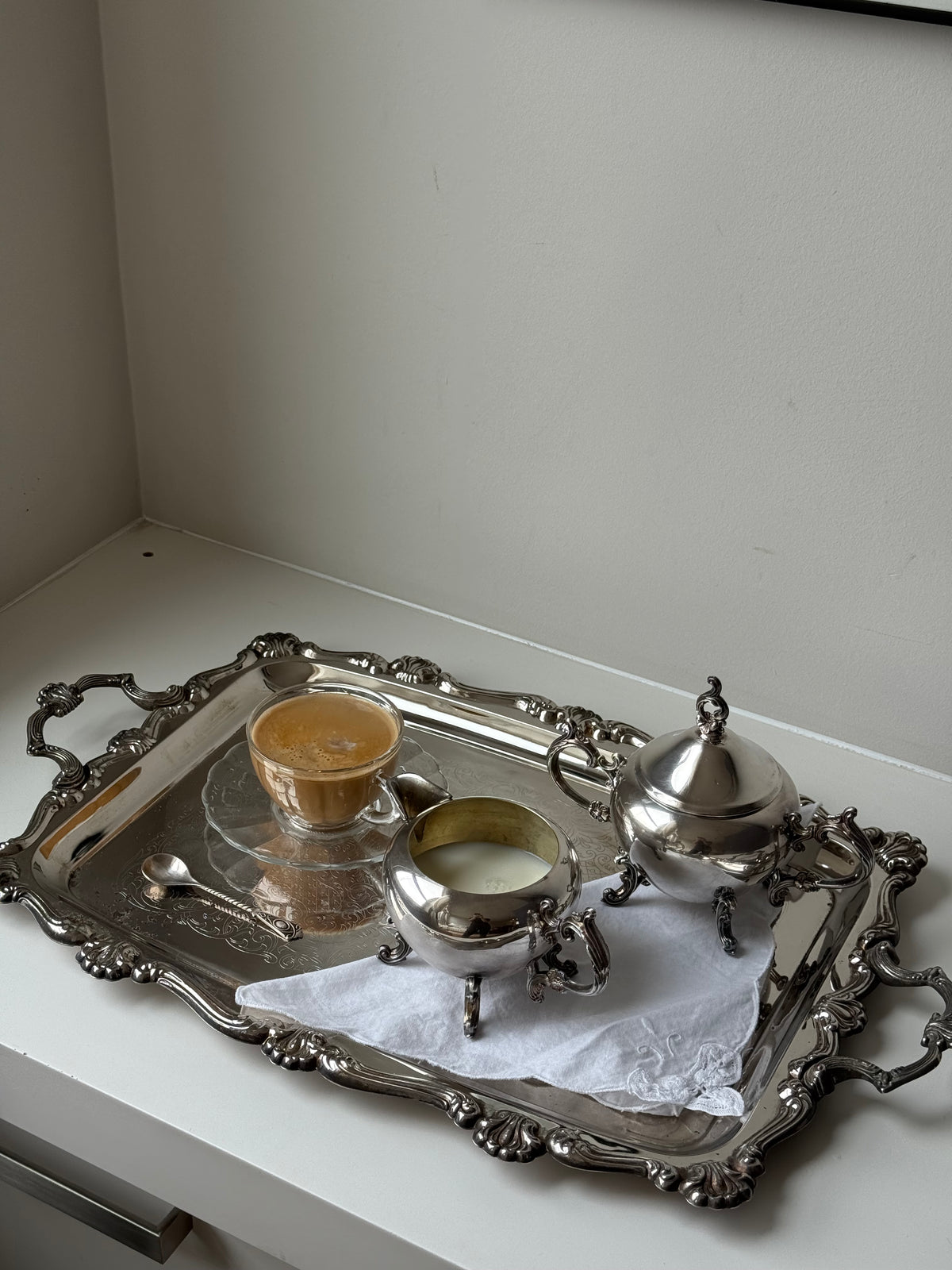 Vintage Silver Plated Footed Sugar Bowl & Creamer Set – Ornate Scroll Design