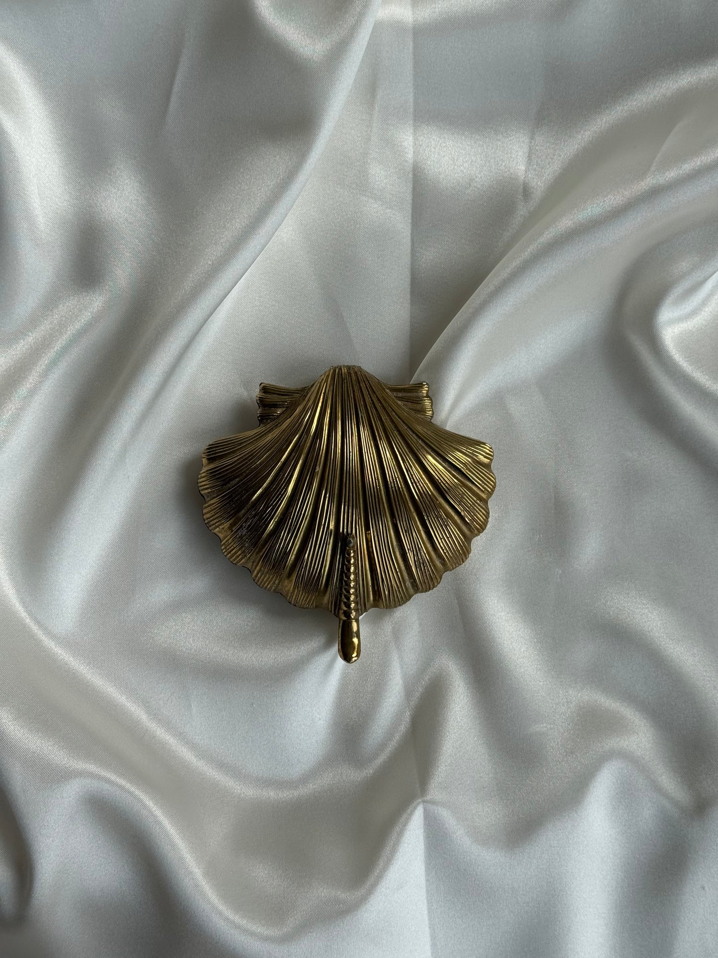 Vintage Brass Clamshell Picture Frame
