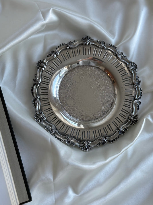 Vintage Old English Silver-Plated Pierced Tray with shell details