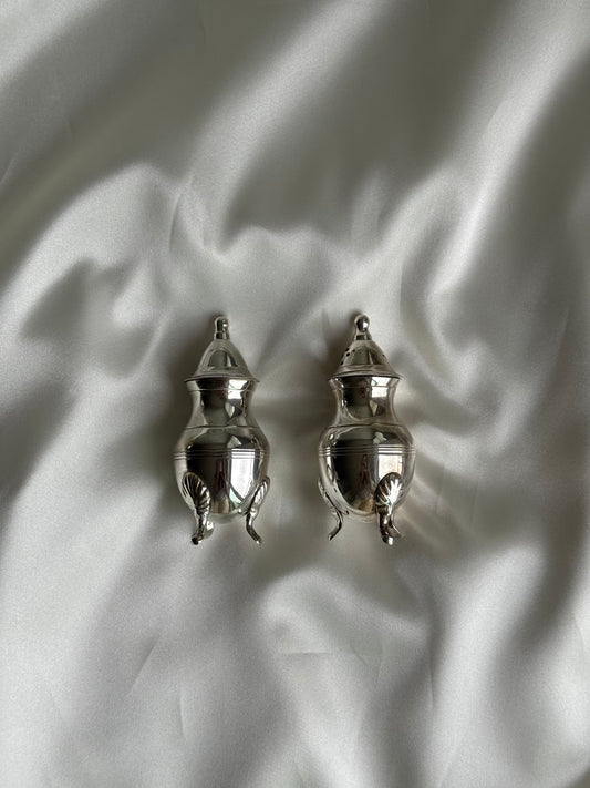 Vintage Silver-Plated Salt & Pepper Shakers – Set of 2