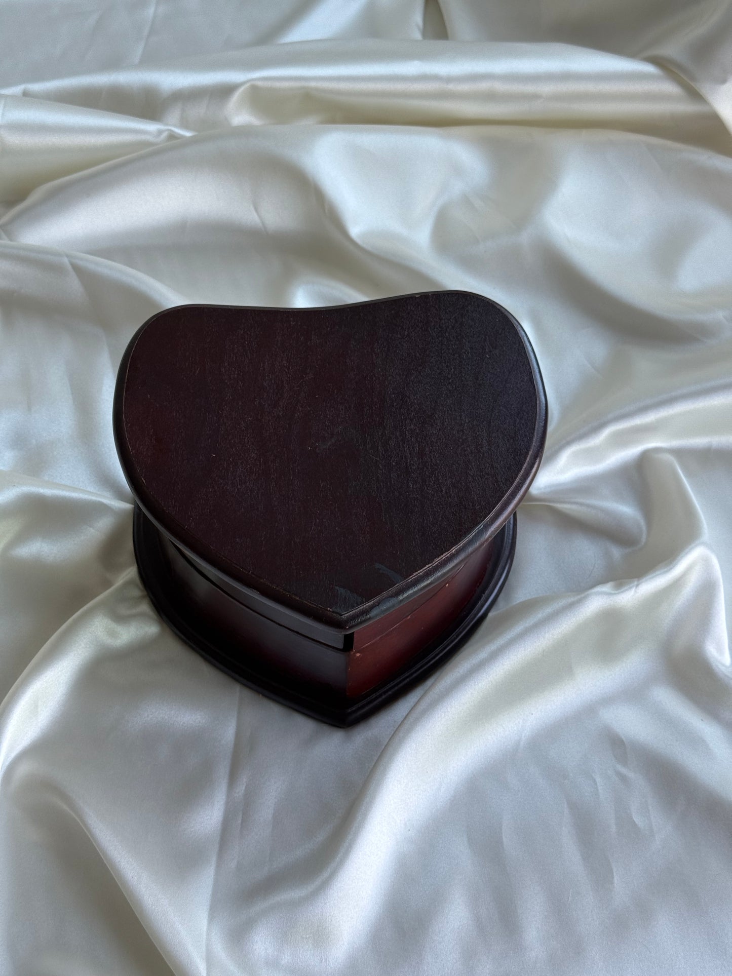 Vintage Heart-Shaped Wooden Jewelry Box with Mirror
