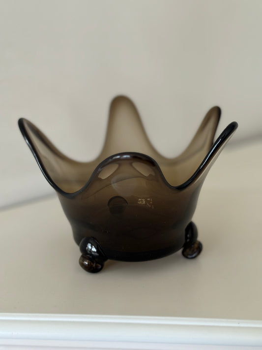 Vintage Smoky Art Glass Bowl – Sculptural Footed Form
