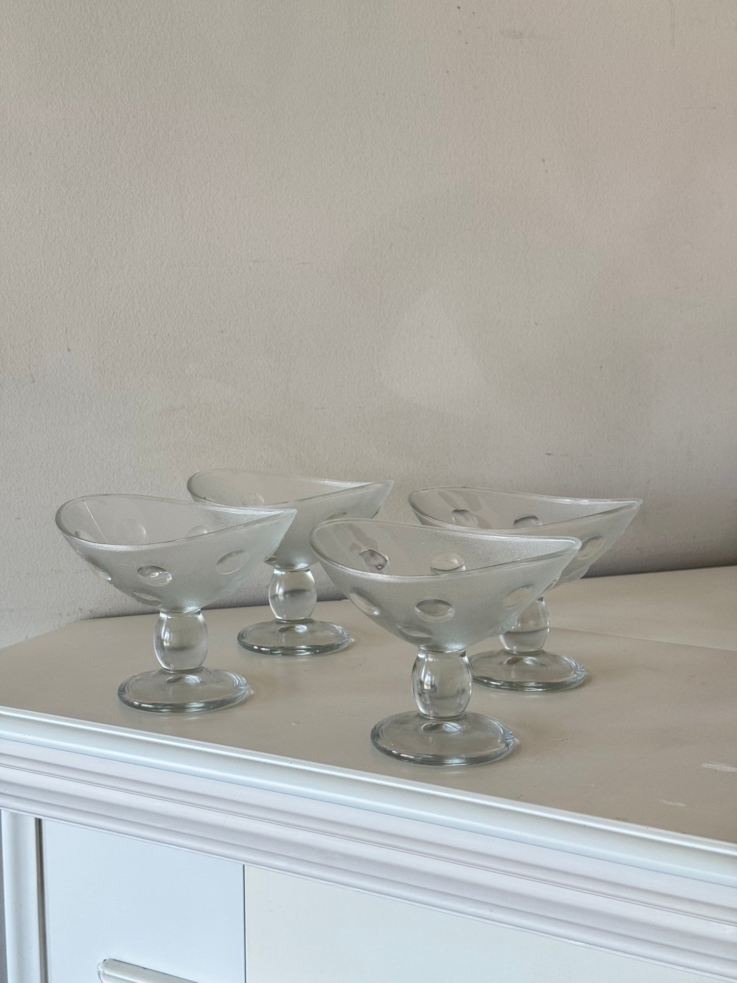 Set of 4 Vintage Italian Frosted Art Glass Dessert Coupes