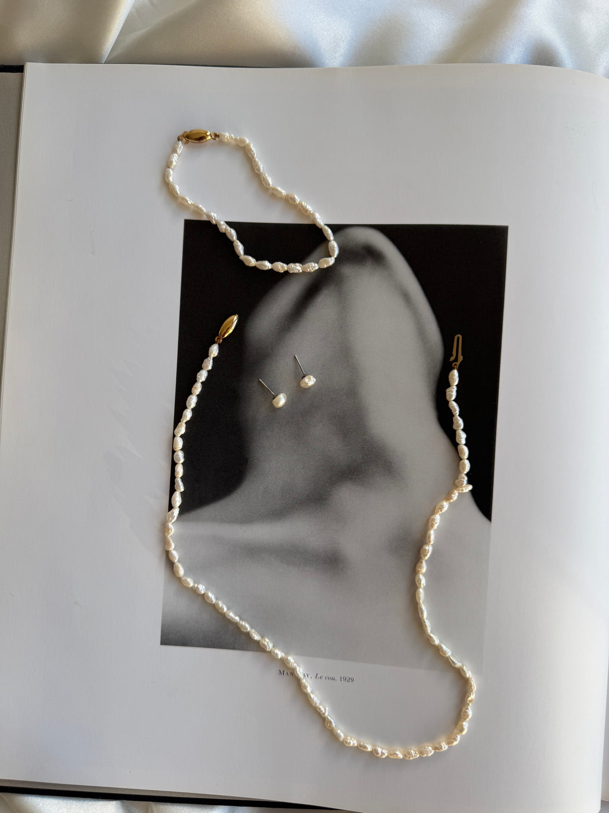 Vintage Freshwater Pearl Necklace, Bracelet & Stud Earrings Set