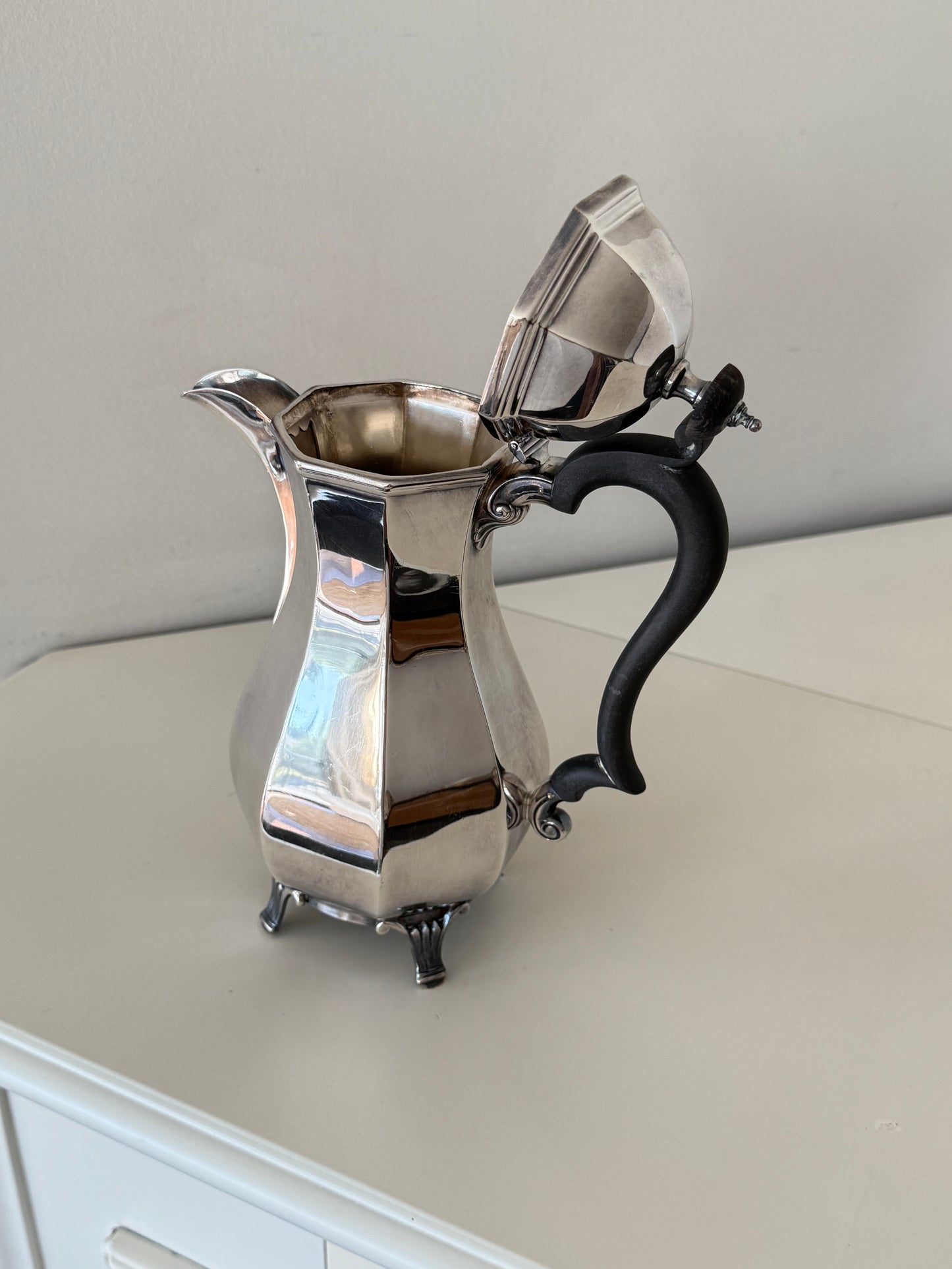 Vintage Silver-Plated Coffee/Tea Pot