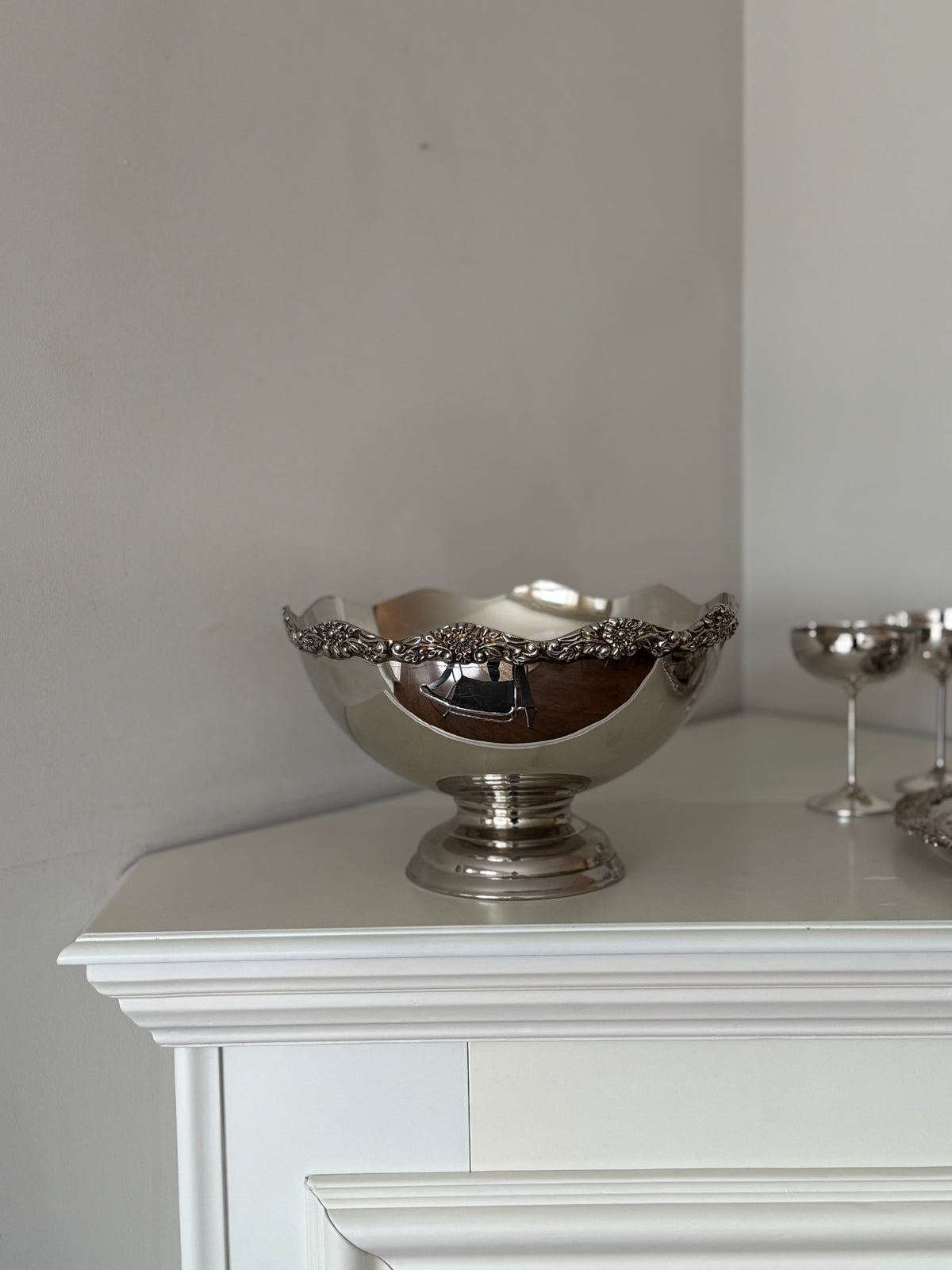 Vintage Silver-Plated Punch Bowl Set with 10 Hanging Cups & Ladle