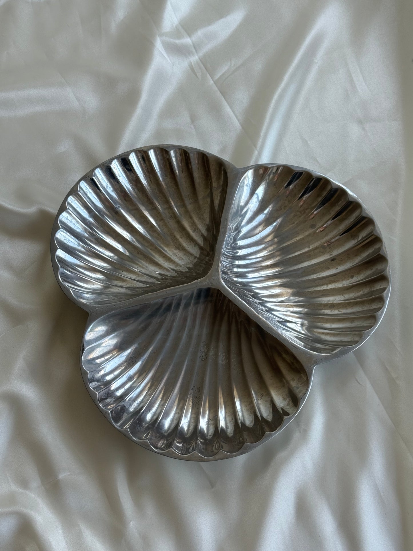 Large Triple Shell Catchall & Serving Dish