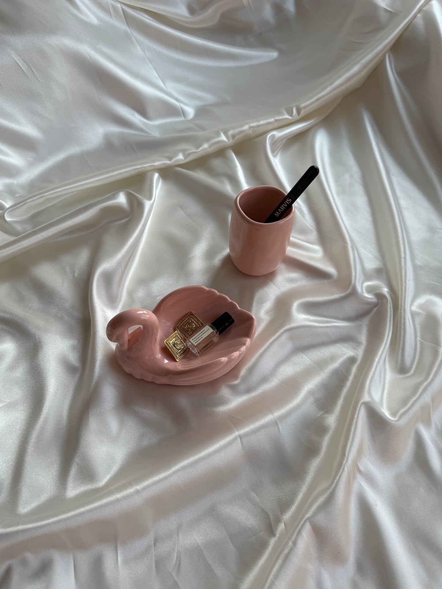 Vintage Blush Pink Ceramic Swan Vanity Set — 2 Pieces
