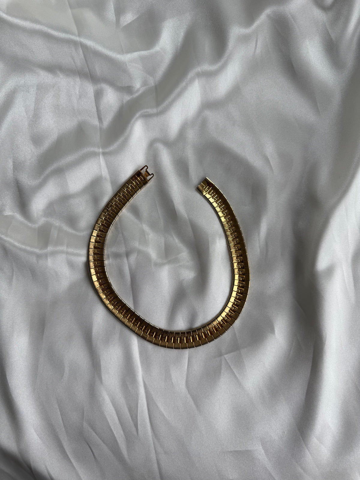 Vintage Gold-Tone Flexible Collar Necklace