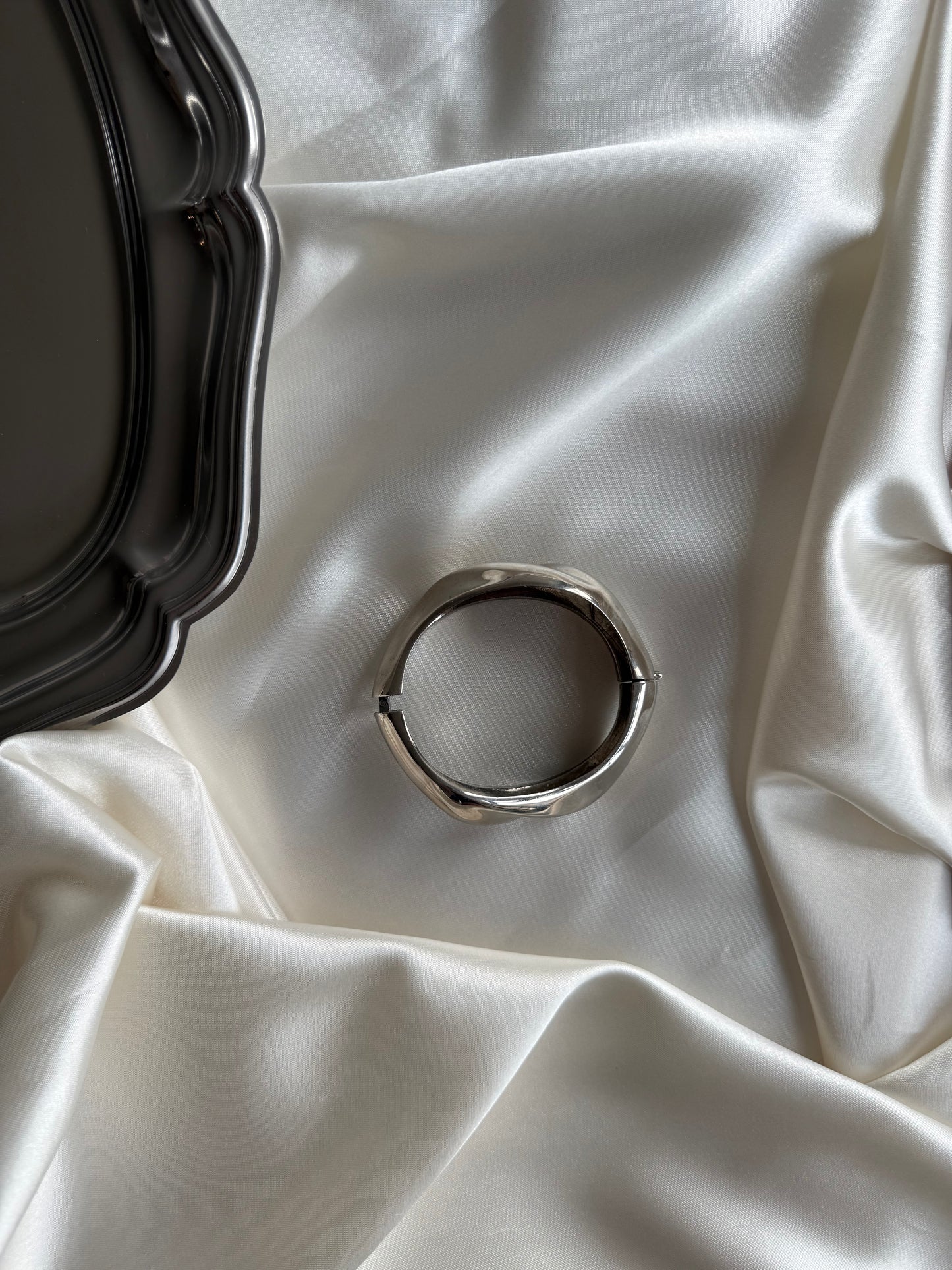 Silver-Plated Clasp Bracelet