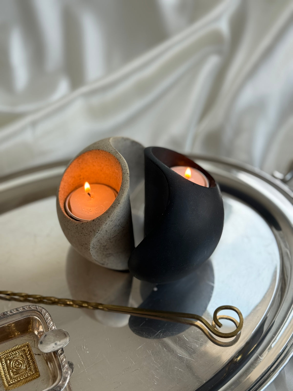 Vintage Yin Yang Double Tealight Candle Holder