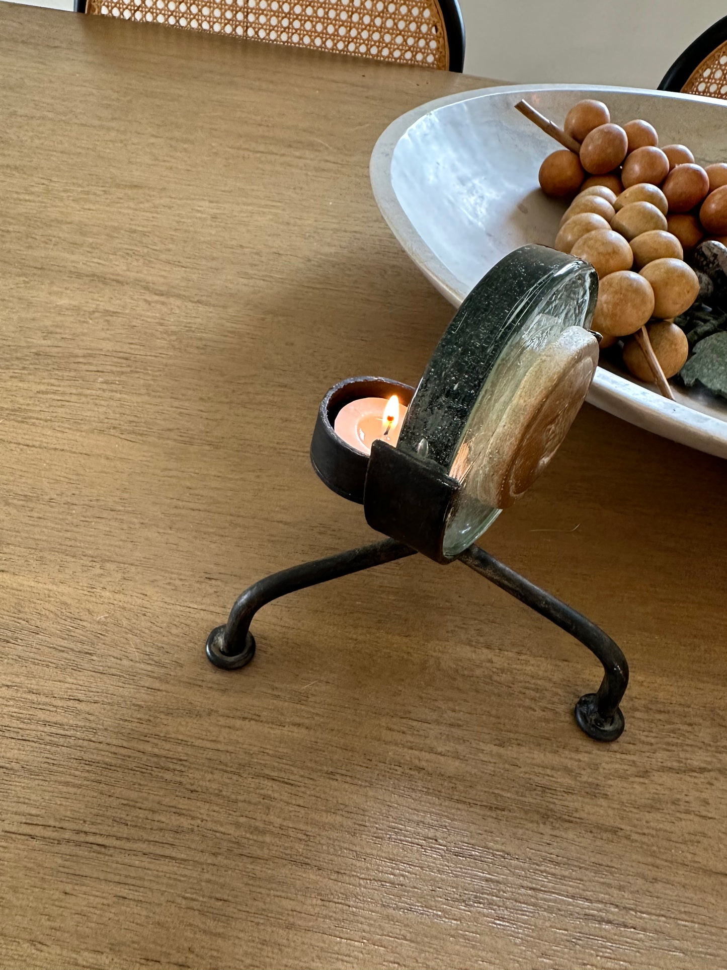 Iron tealight holder