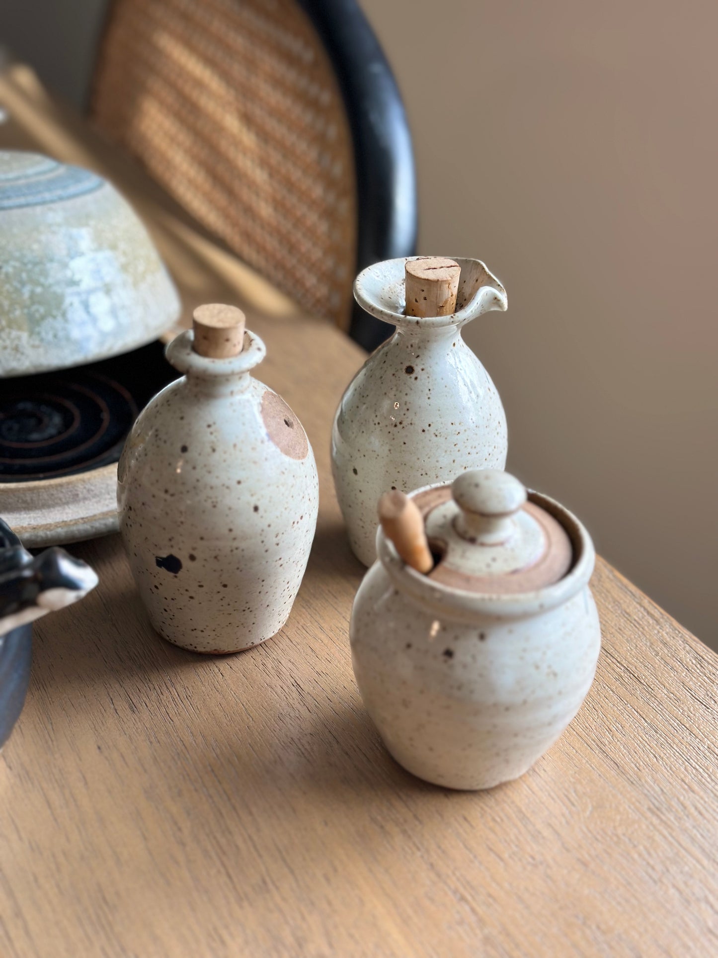 Pottery spice holders