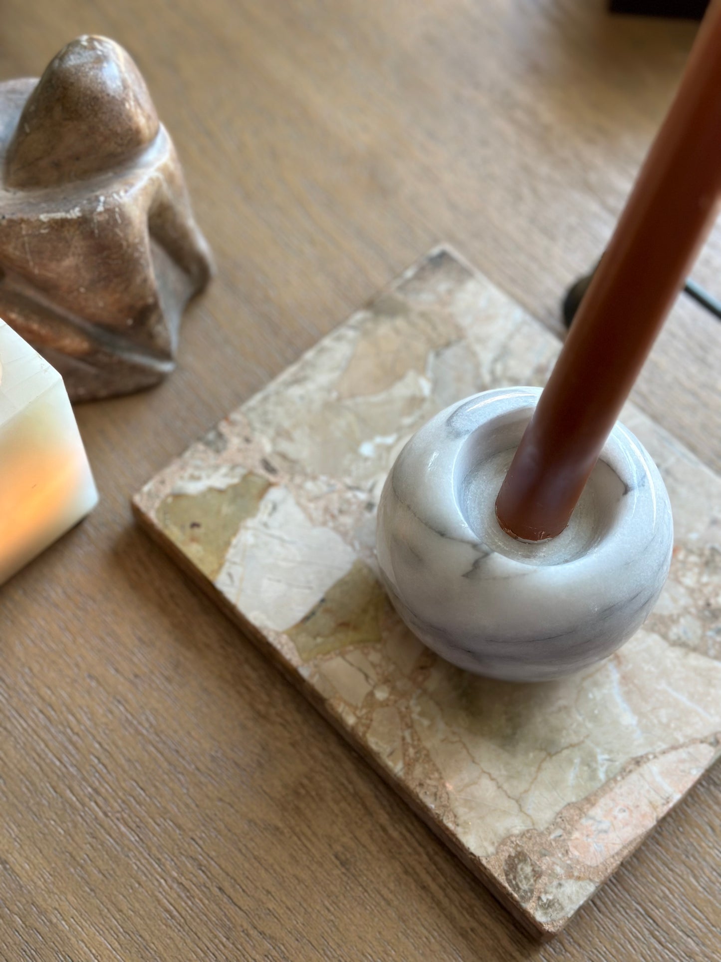 Round marble candleholder