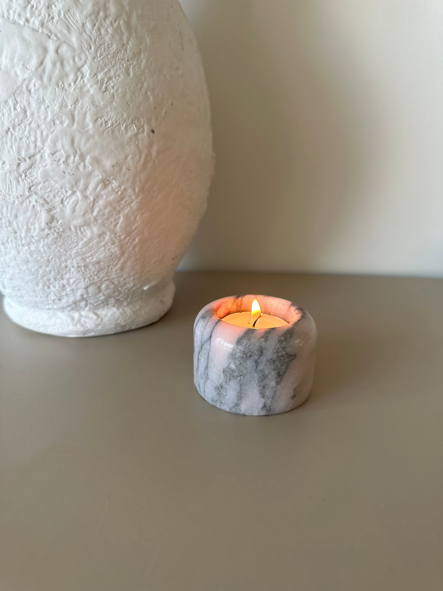 Mini marble tealight