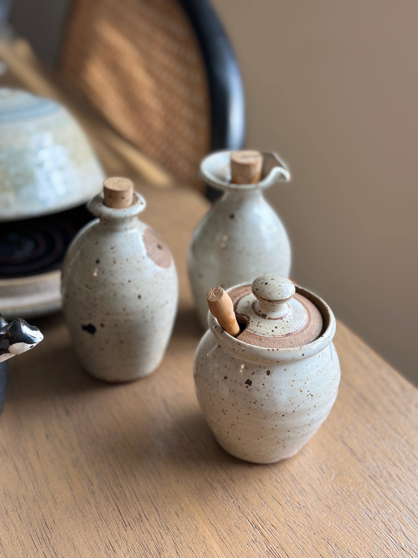 Pottery spice holders