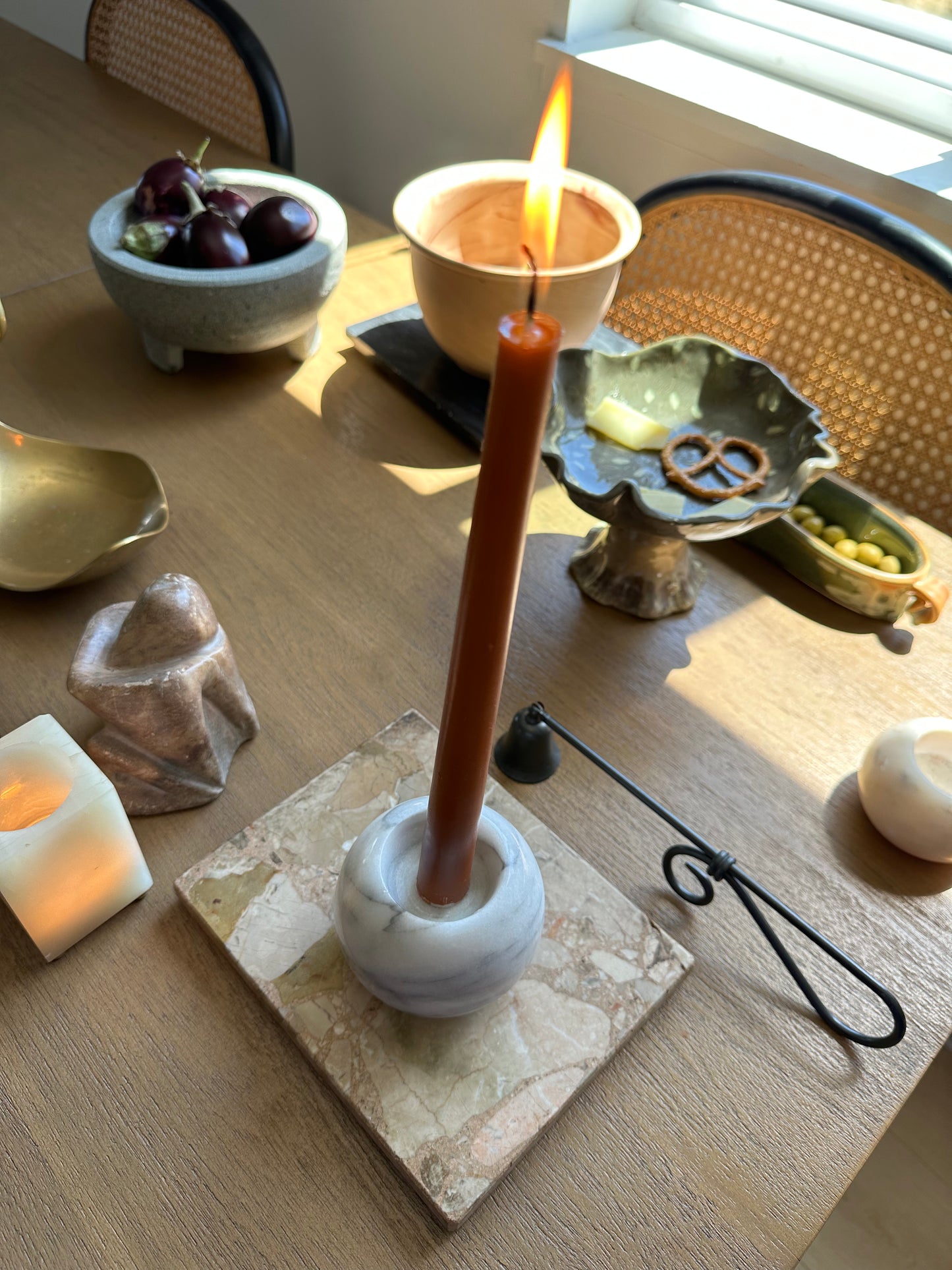 Round marble candleholder