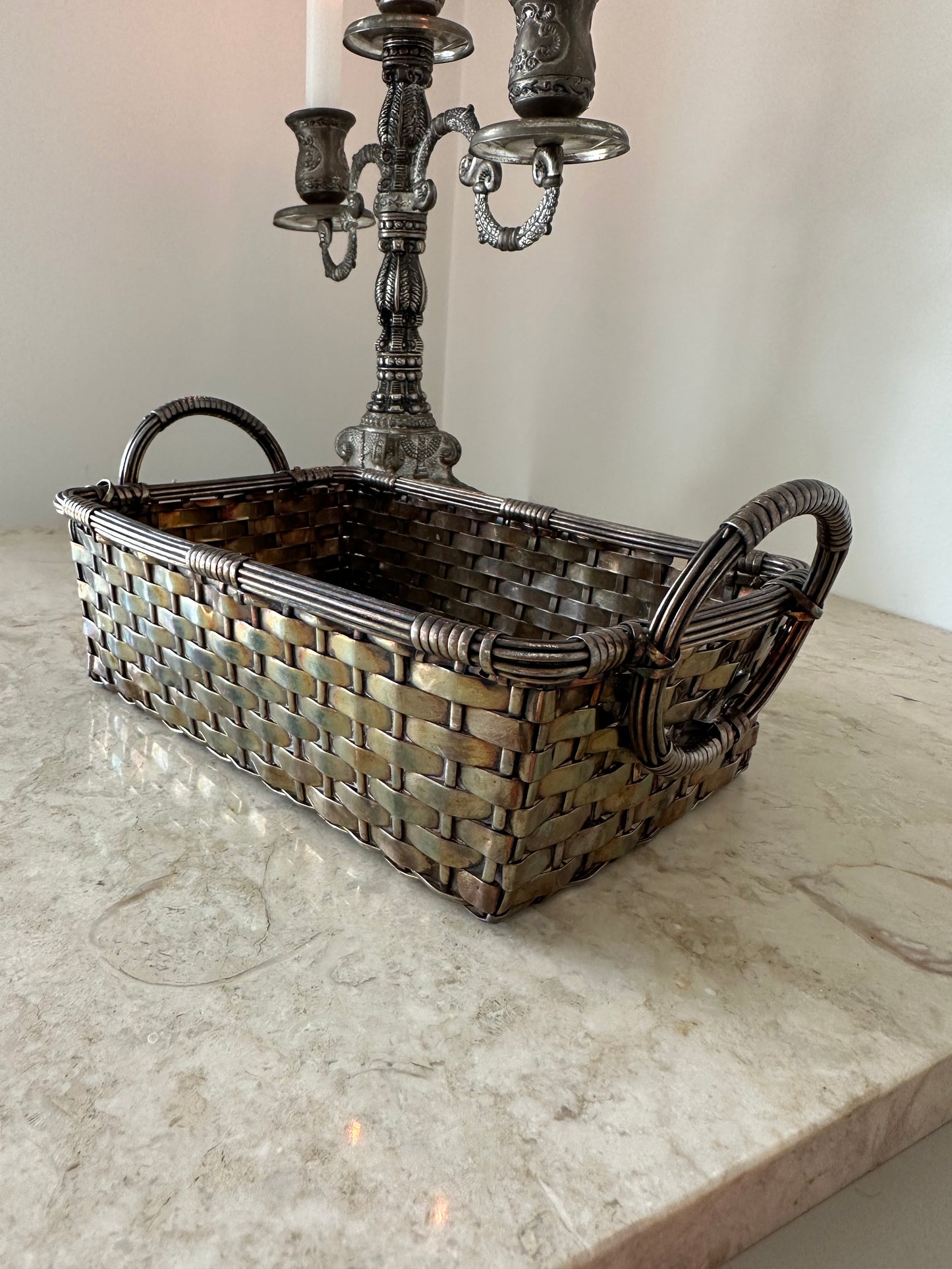 Silver basket / catchall