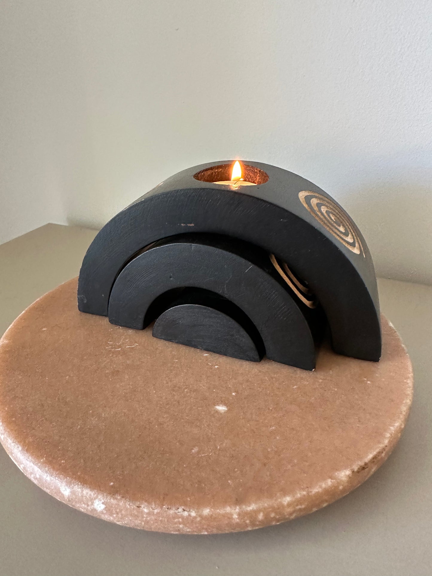 Mango wood bridge candleholder