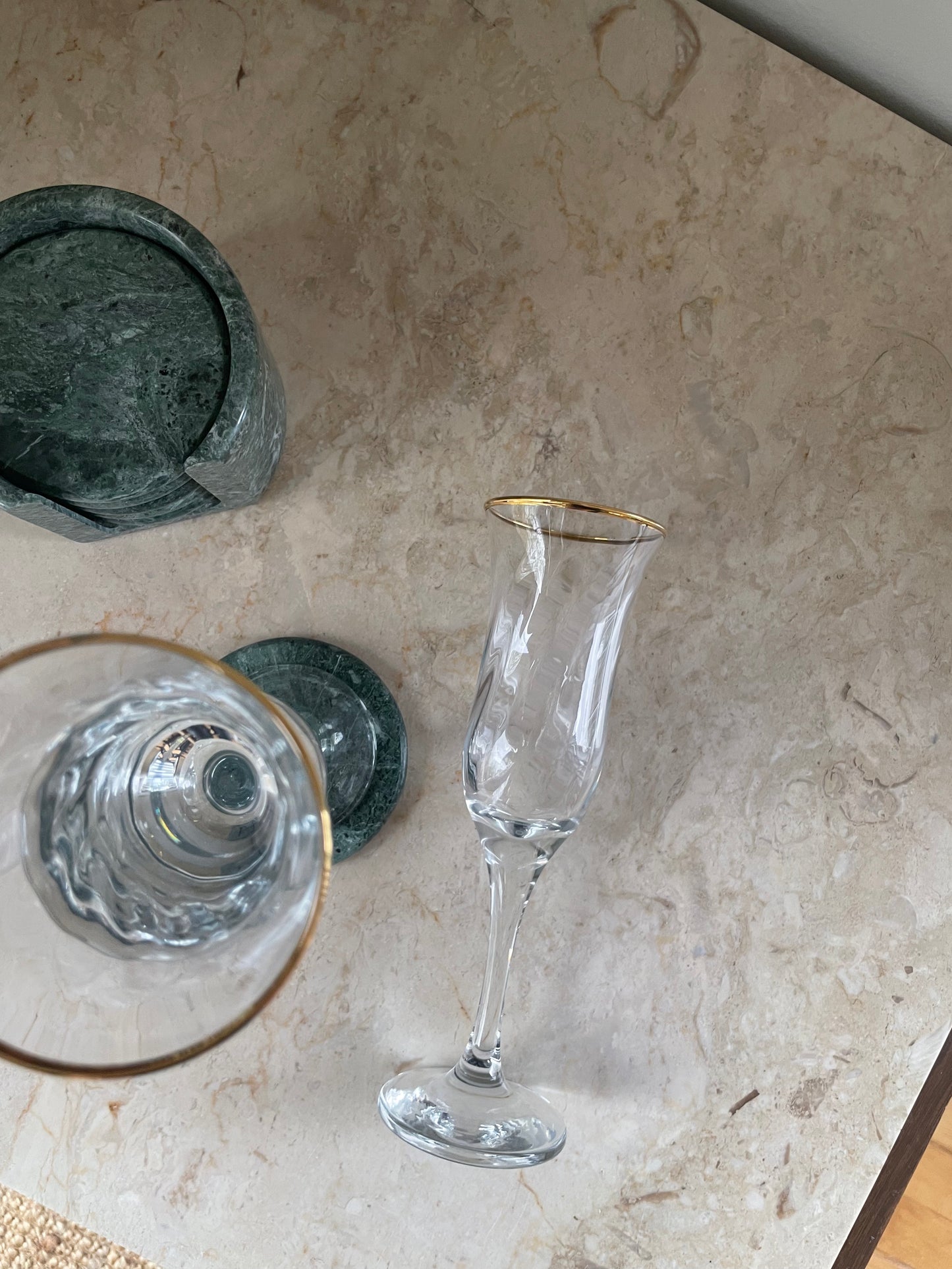 Champagne glasses with gold rim