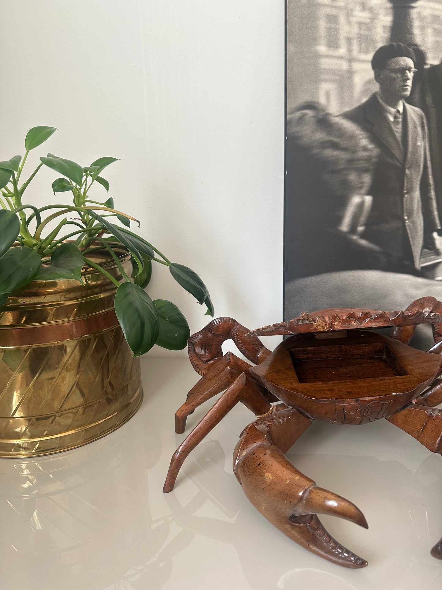 Large Wooden crab