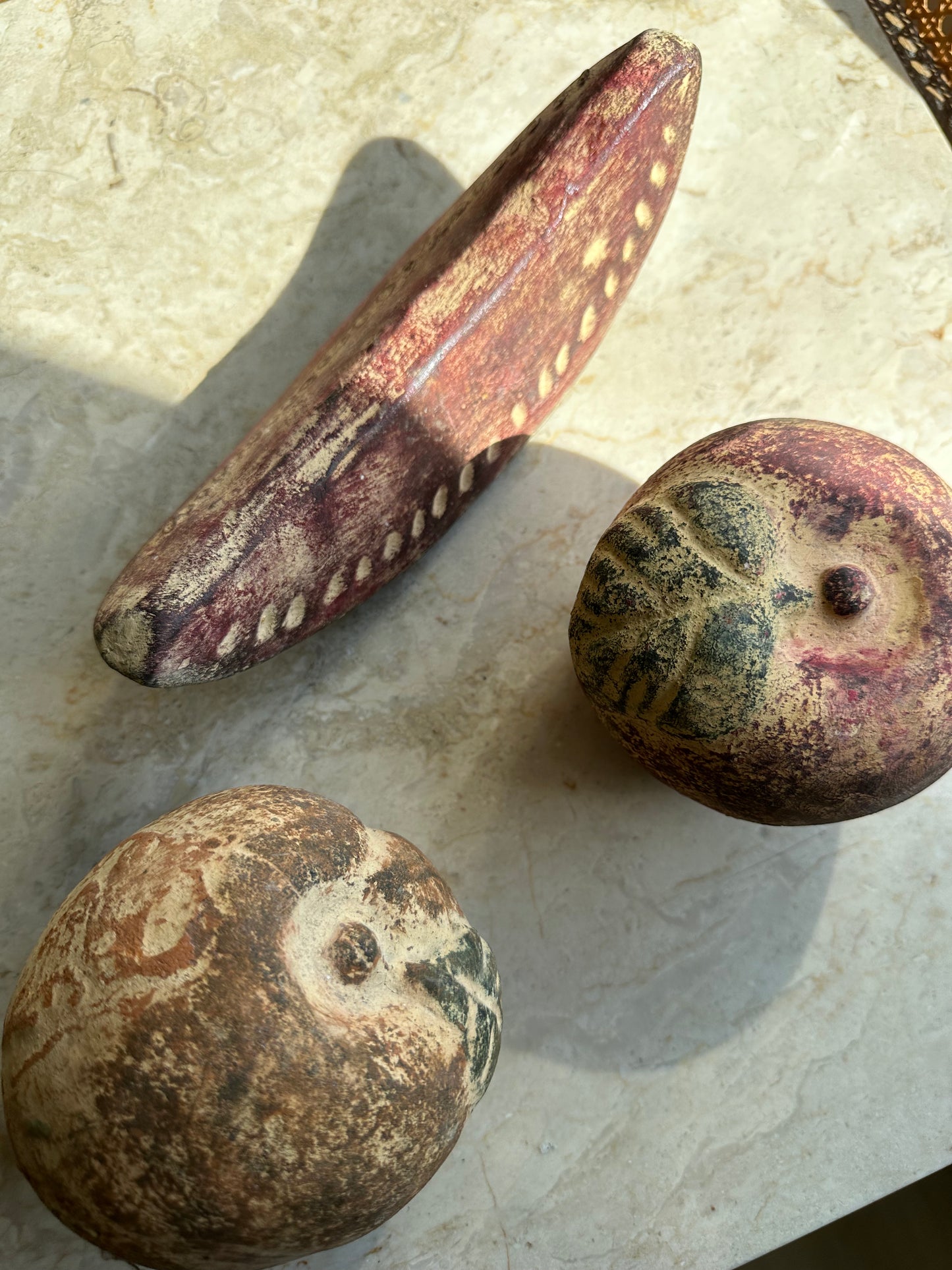 Ceramic fruits