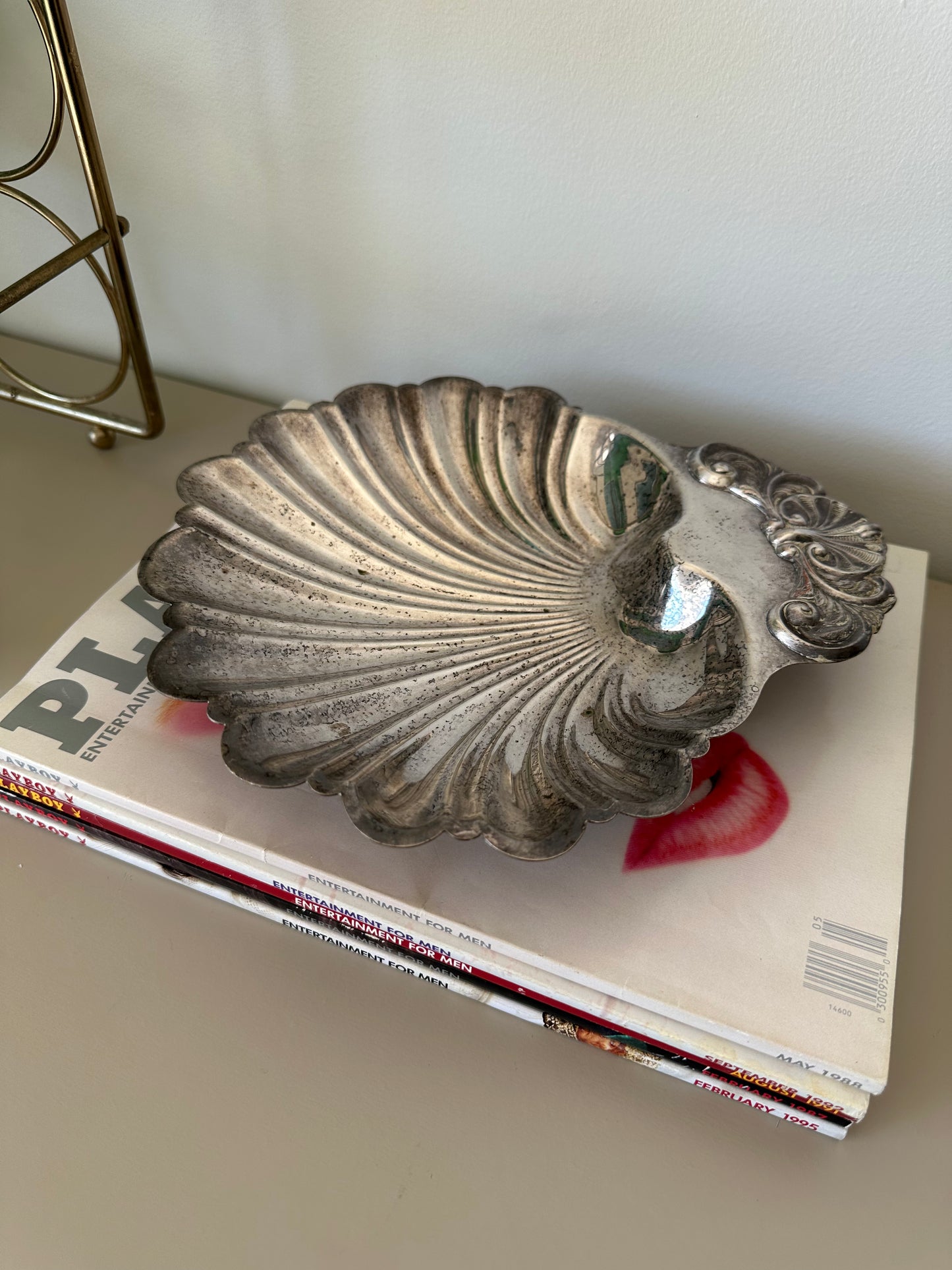 Silver plated shell tray